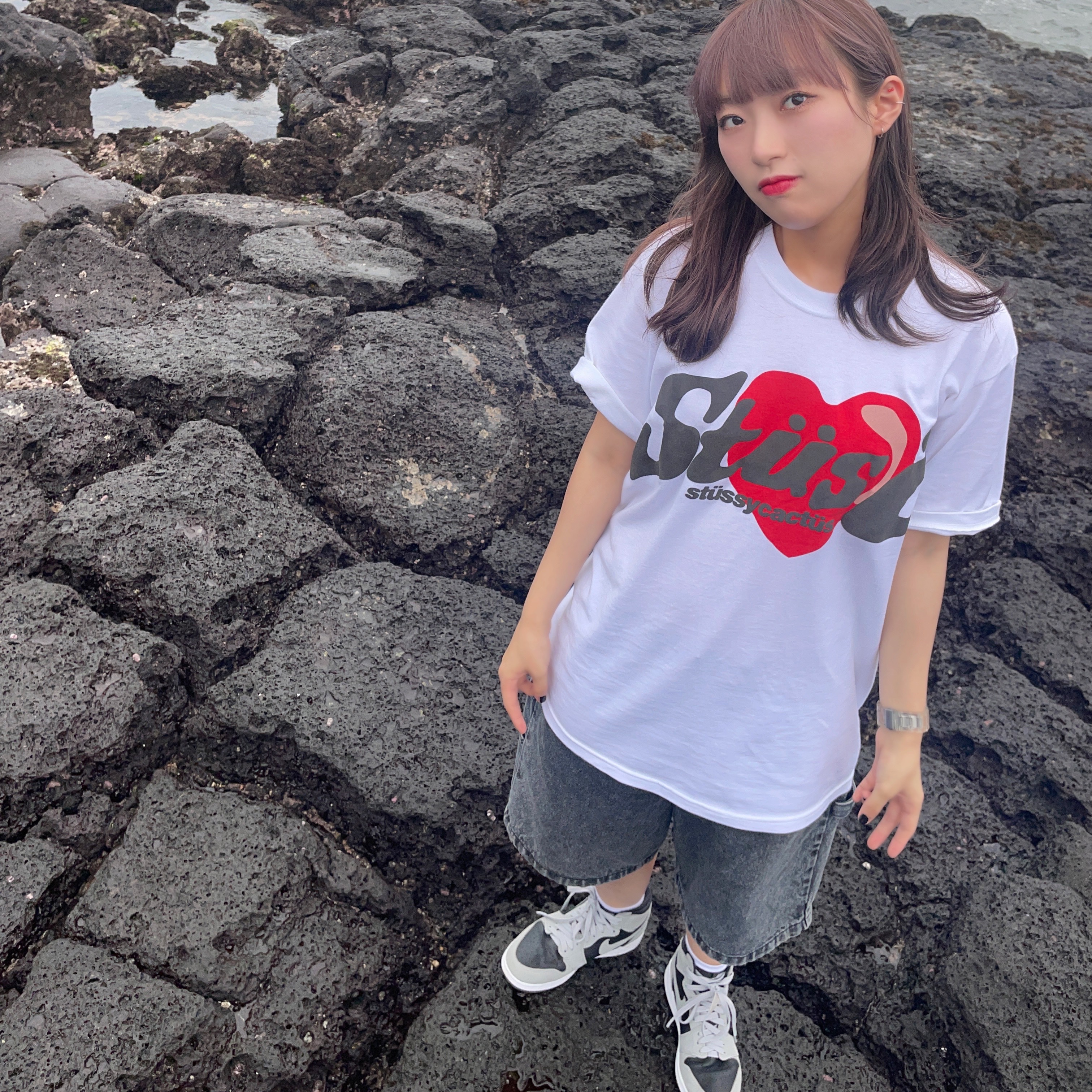 Stussy x Cactus Plant Flea Market Heart T-Shirt, Jordan 1 Retro High OG Shadow 2.0 착용 스타일 - 2