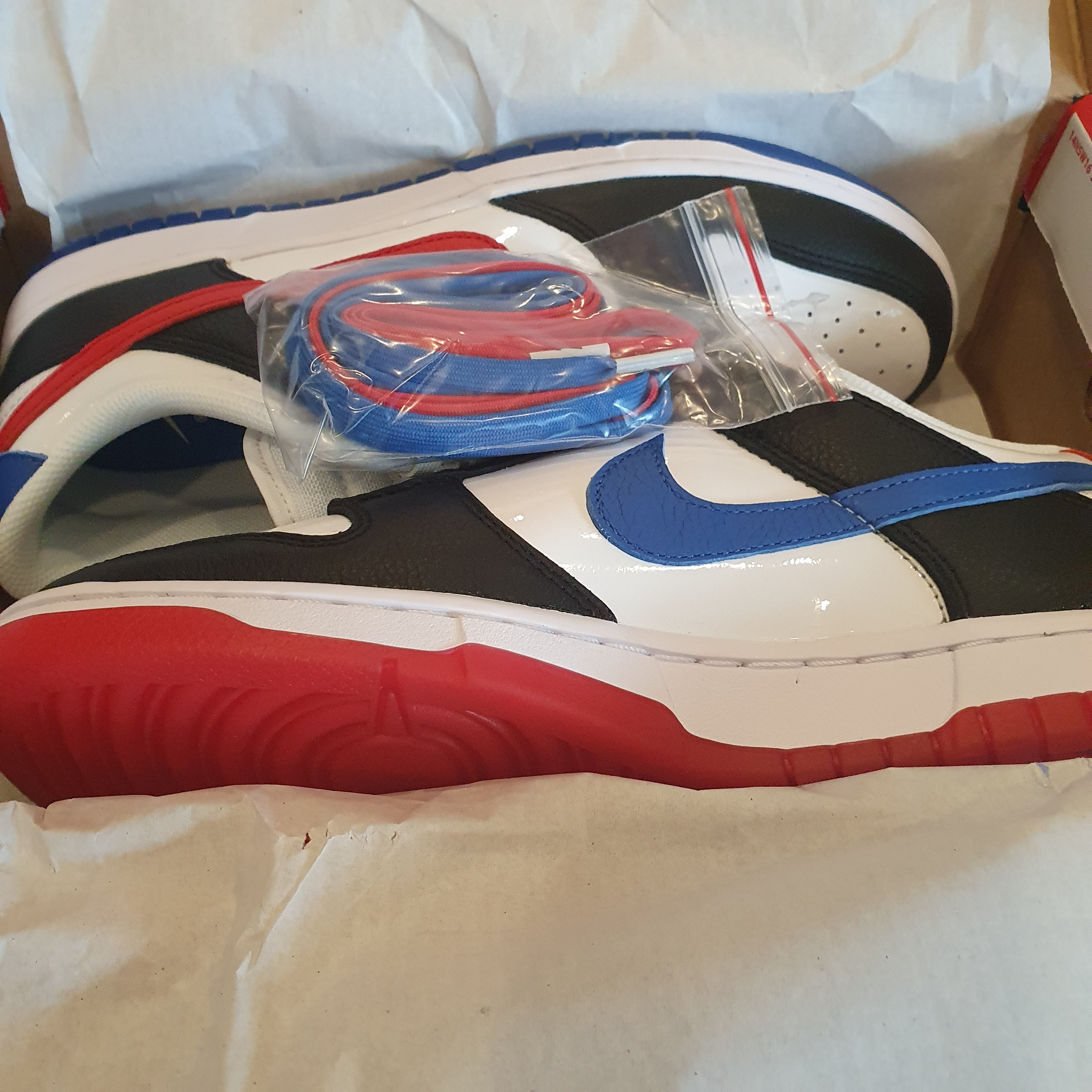 Nike Dunk Low SE Seoul (With Special Gift) 착용 스타일