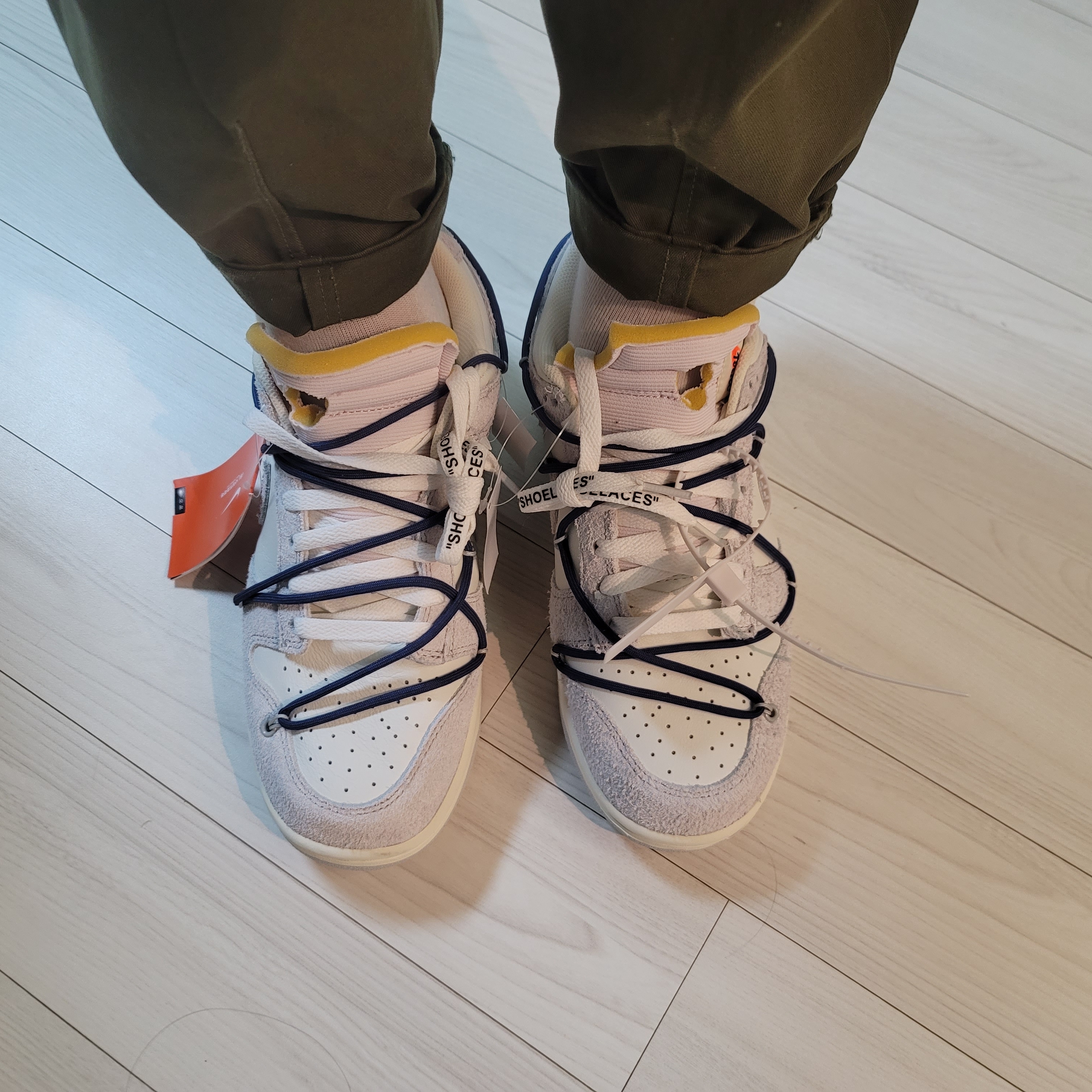 Nike x Off-White Dunk Low The 50 - Lot 18 착용 스타일