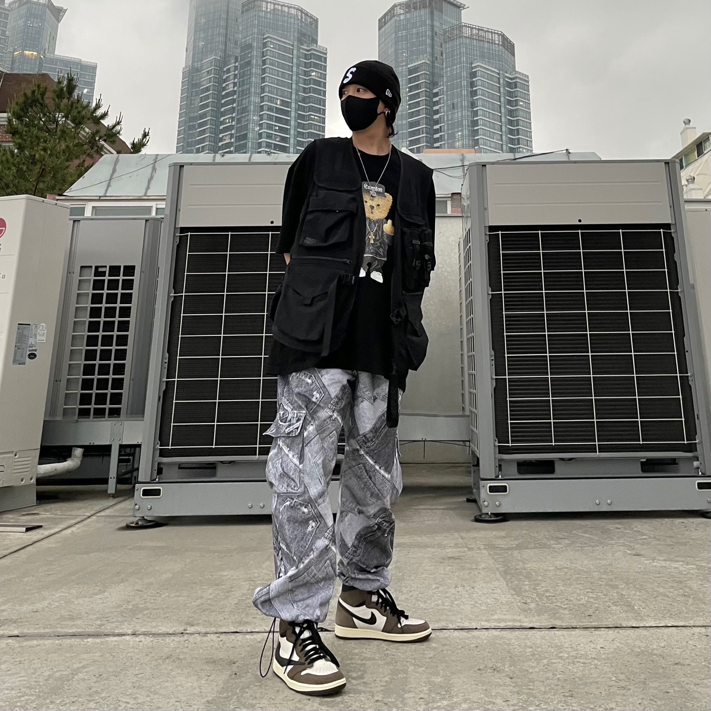 Jordan 1 x Travis Scott Retro High OG SP Mocha 착용 스타일
