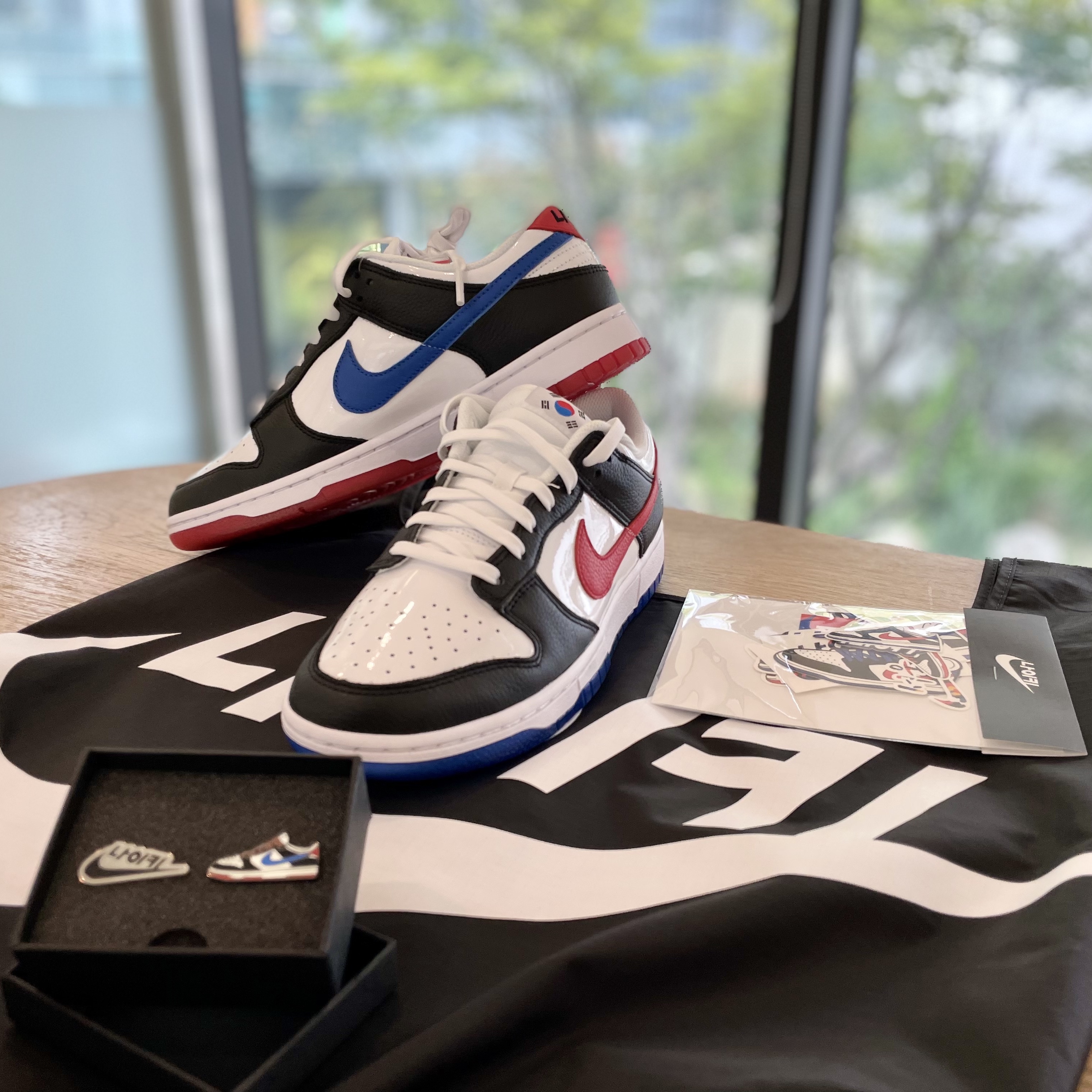 Nike Dunk Low SE Seoul (With Special Gift), Nike Dunk Low SE Seoul 착용 스타일 - 2