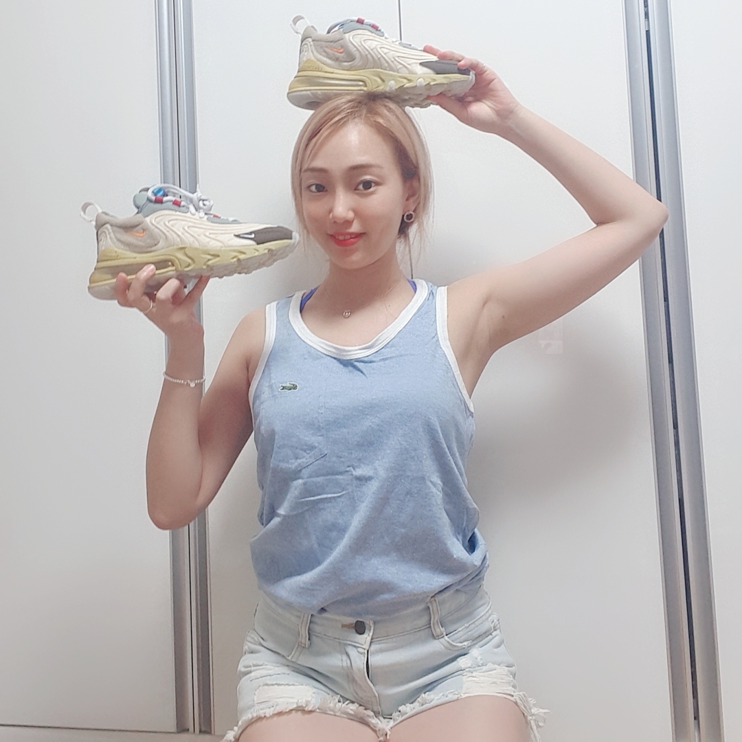 Nike x Travis Scott Air Max 270 React Cactus Trails 착용 스타일 - 3