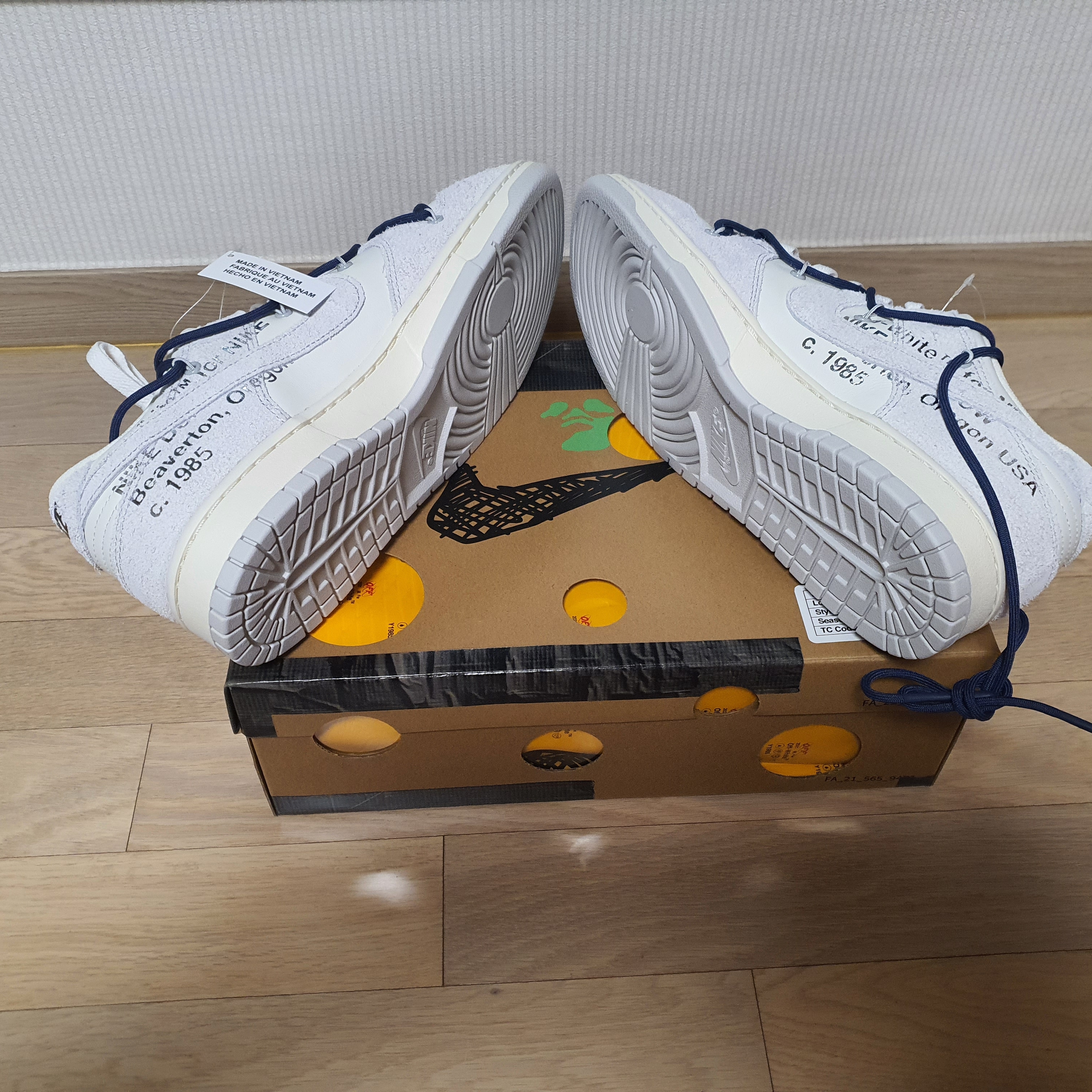 Nike x Off-White Dunk Low The 50 - Lot 18 착용 스타일 - 4