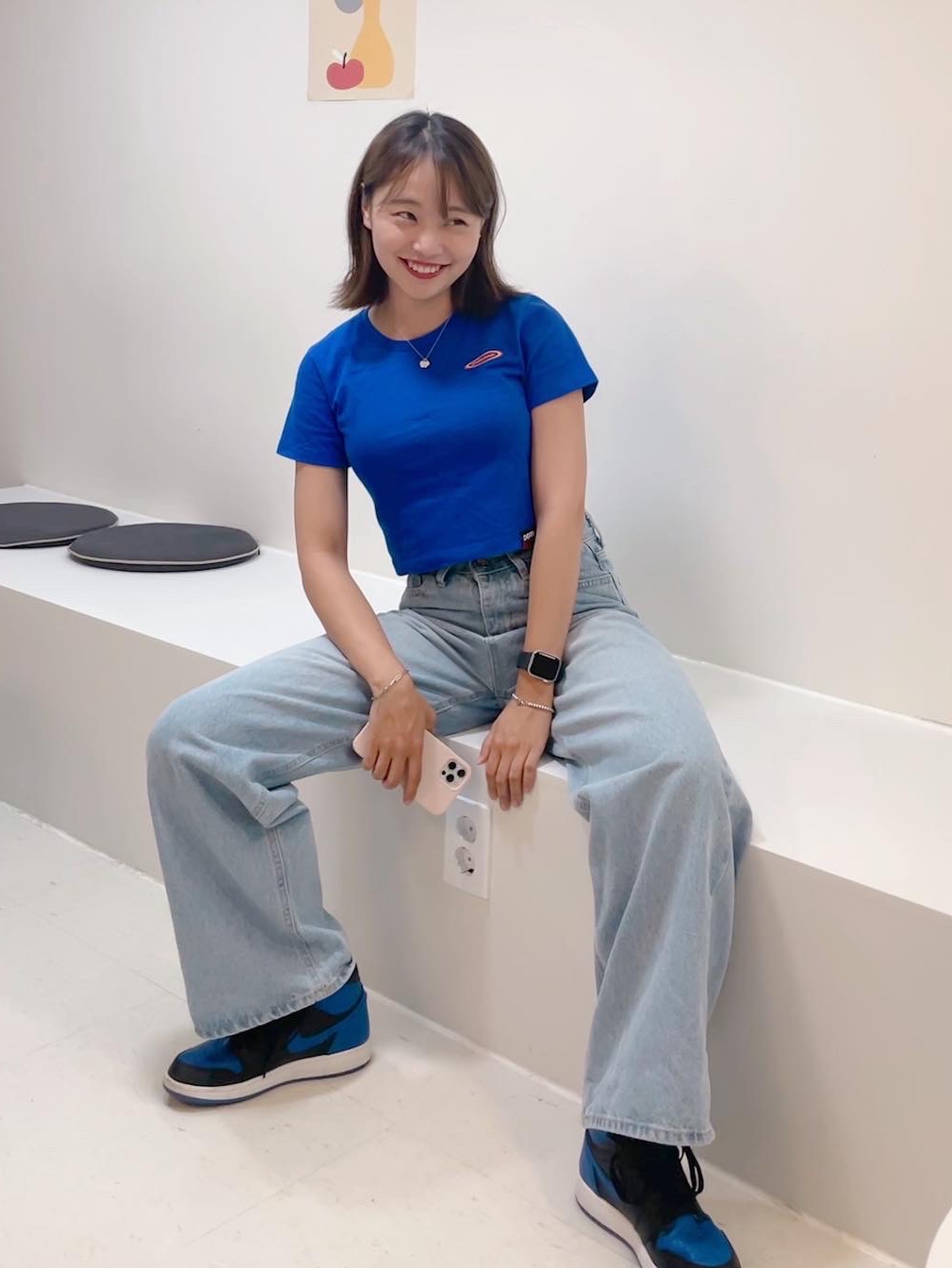 (GS) Jordan 1 Retro Royal 2017, Jordan 1 Retro Royal 2017 착용 스타일 - 2