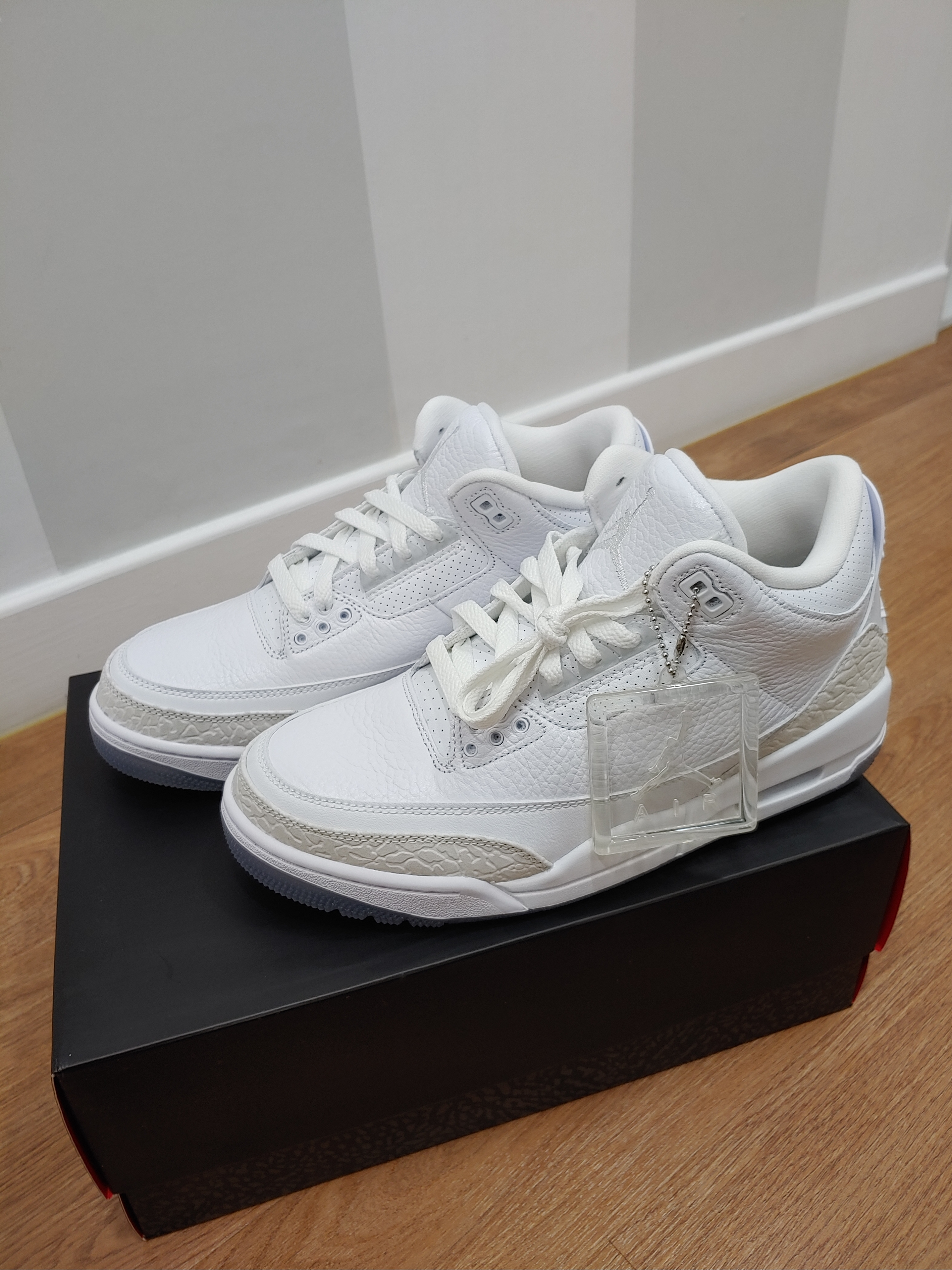 Jordan 3 Retro Pure White 2018 착용 스타일 - 2