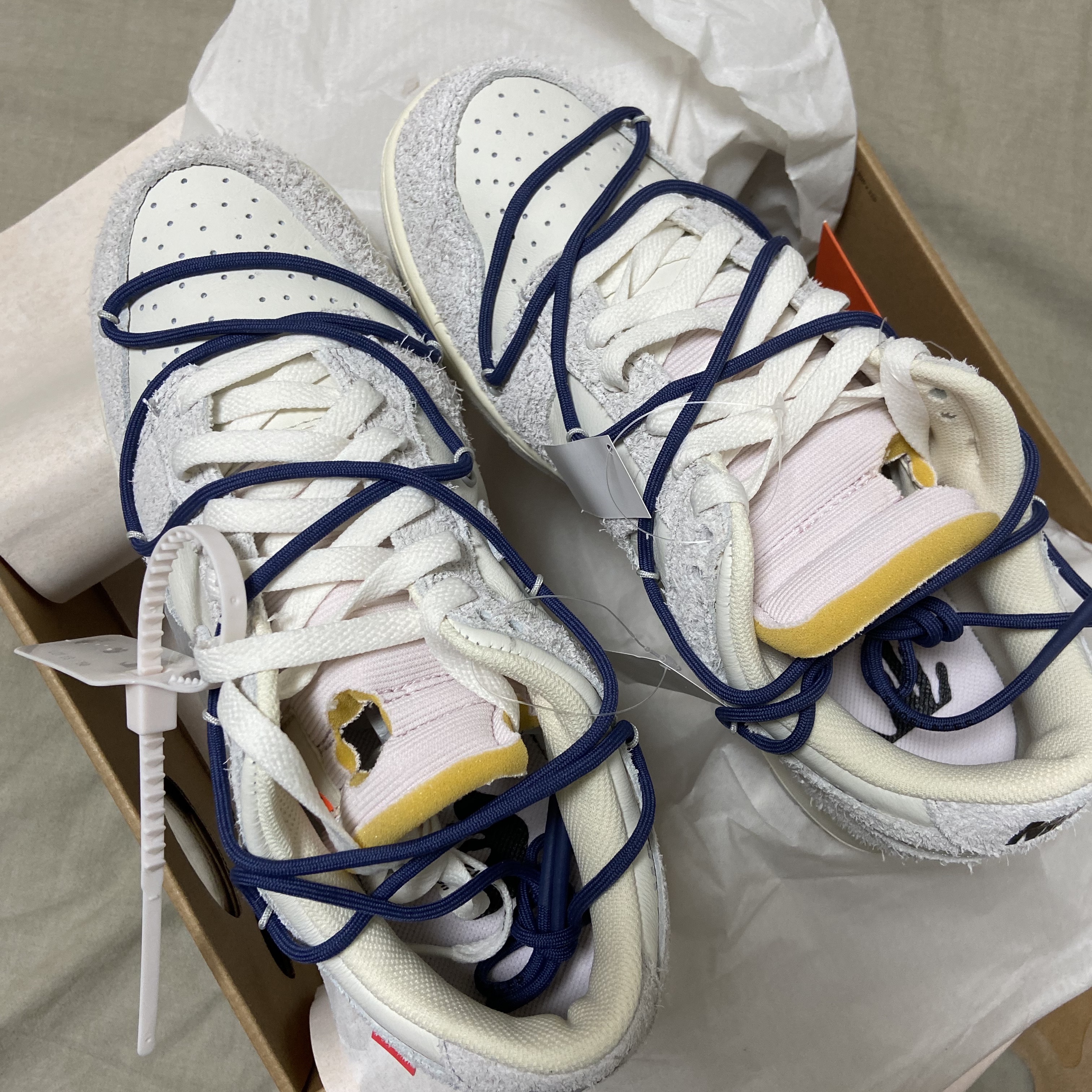 Nike x Off-White Dunk Low The 50 - Lot 18 착용 스타일