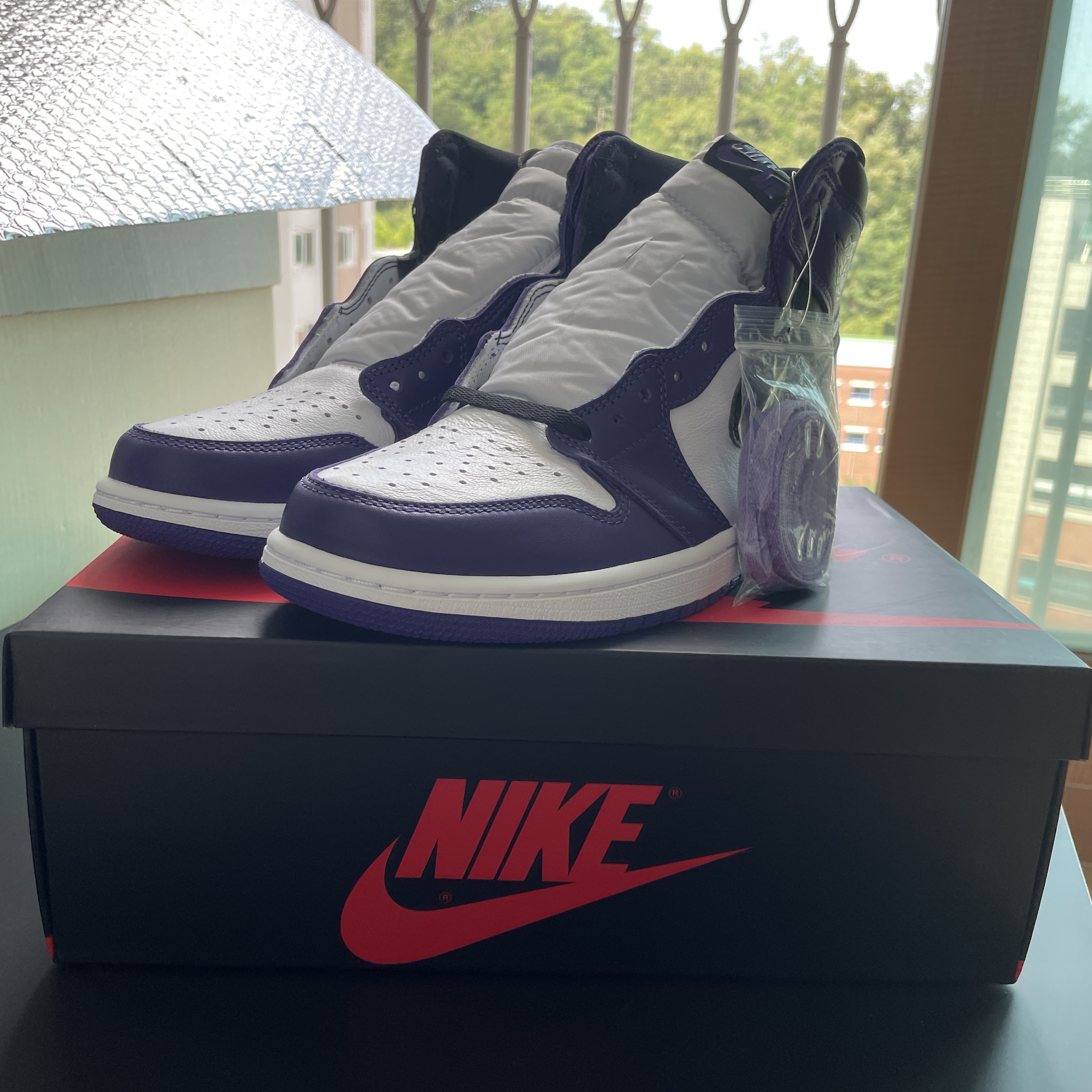 Jordan 1 Retro High OG Court Purple 2020 착용 스타일 - 1