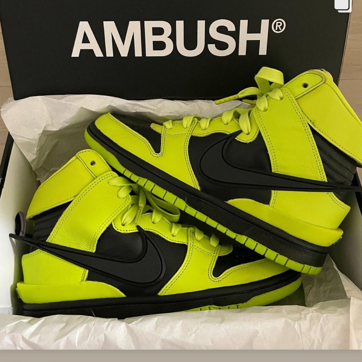 Nike x Ambush Dunk High Flash Lime 착용 스타일