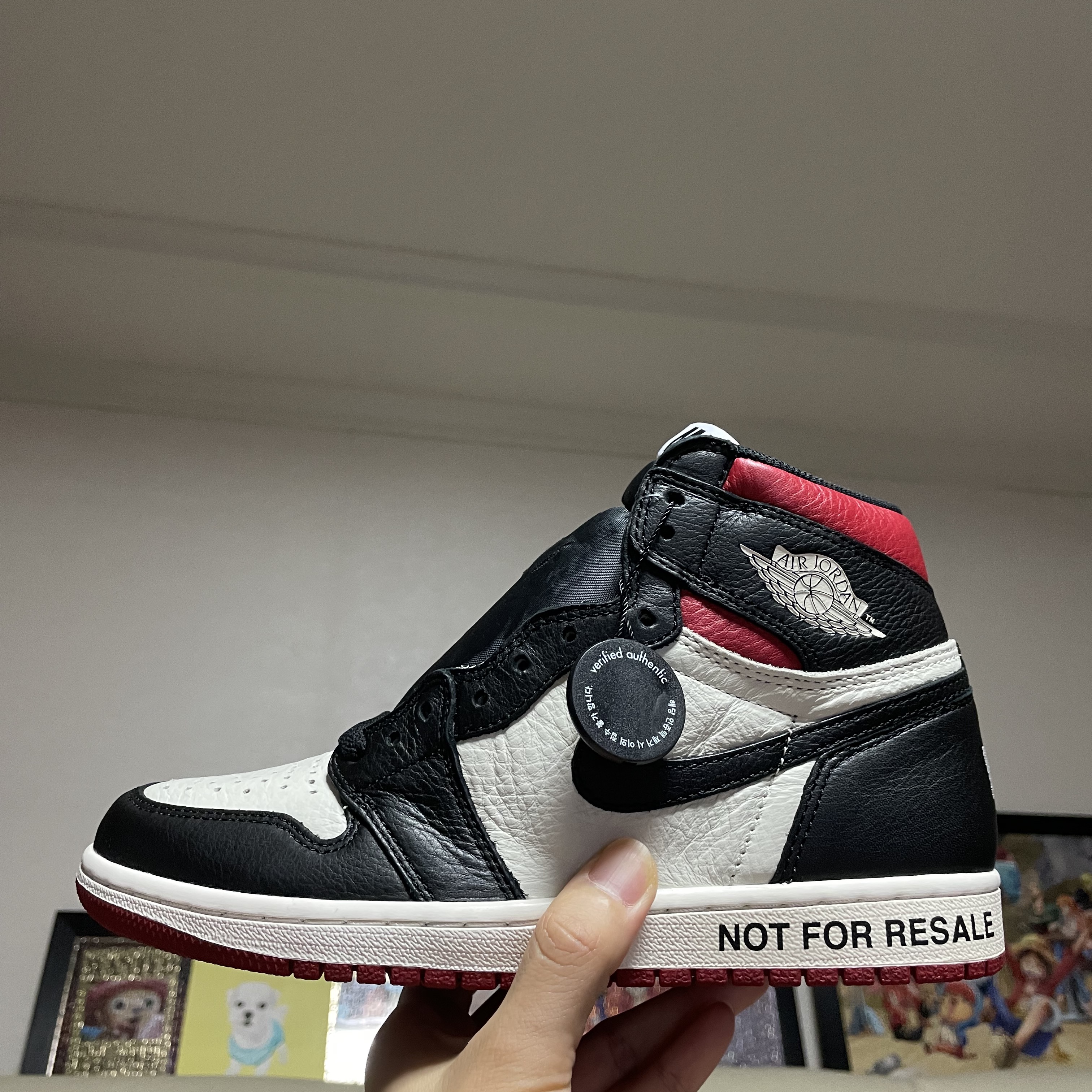 Jordan 1 Retro High Not for Resale Varsity Red 착용 스타일 - 4