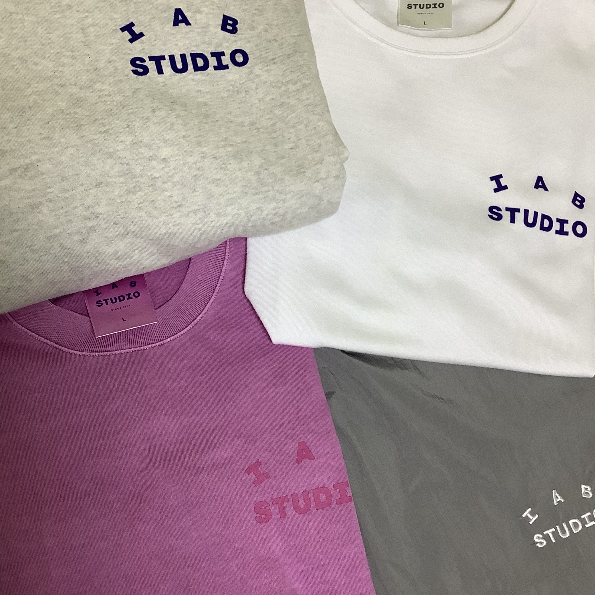 IAB Studio Hoodie Oatmeal Gray - 21SS, IAB Studio Pigment T-Shirt Magenta 착용 스타일