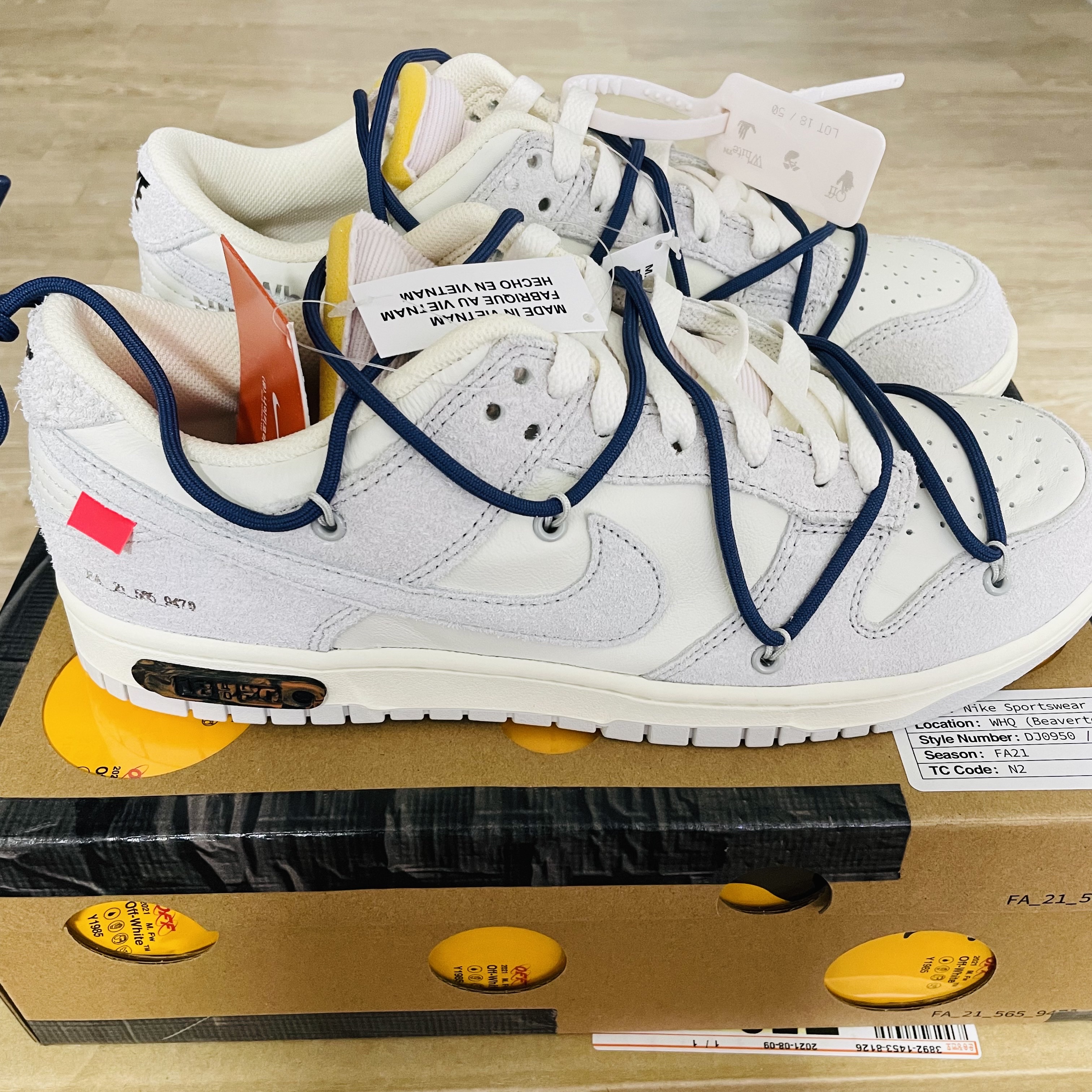 Nike x Off-White Dunk Low The 50 - Lot 18 착용 스타일 - 3