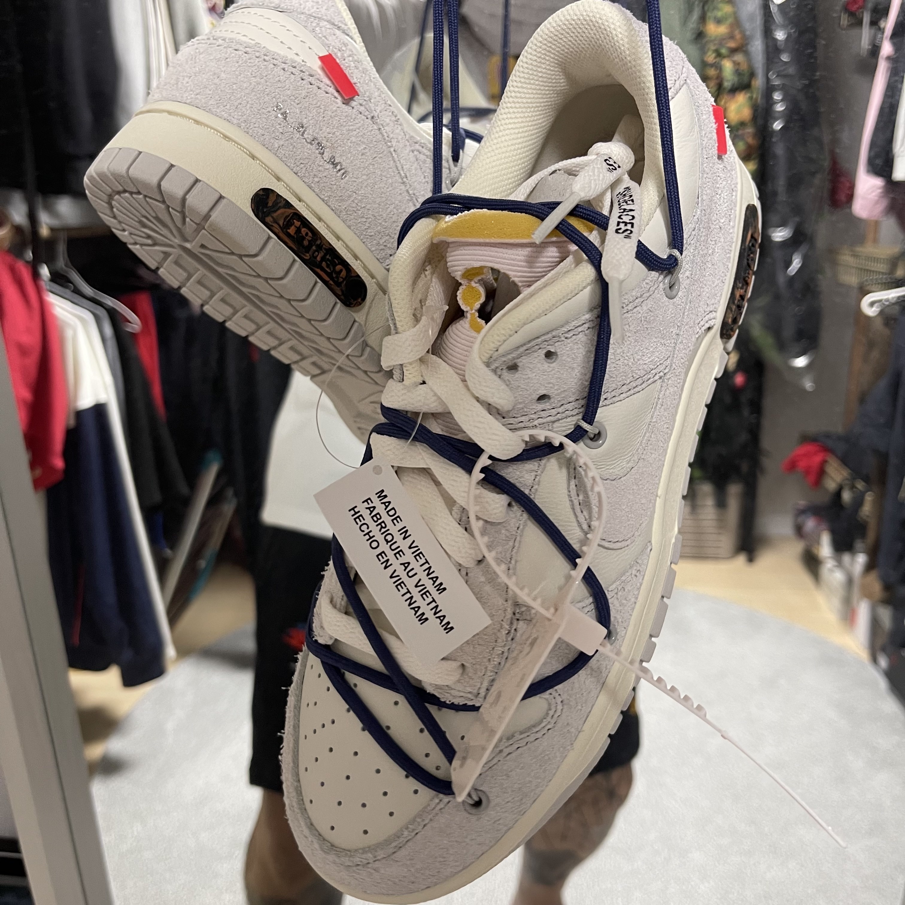 Nike x Off-White Dunk Low The 50 - Lot 18 착용 스타일 - 3