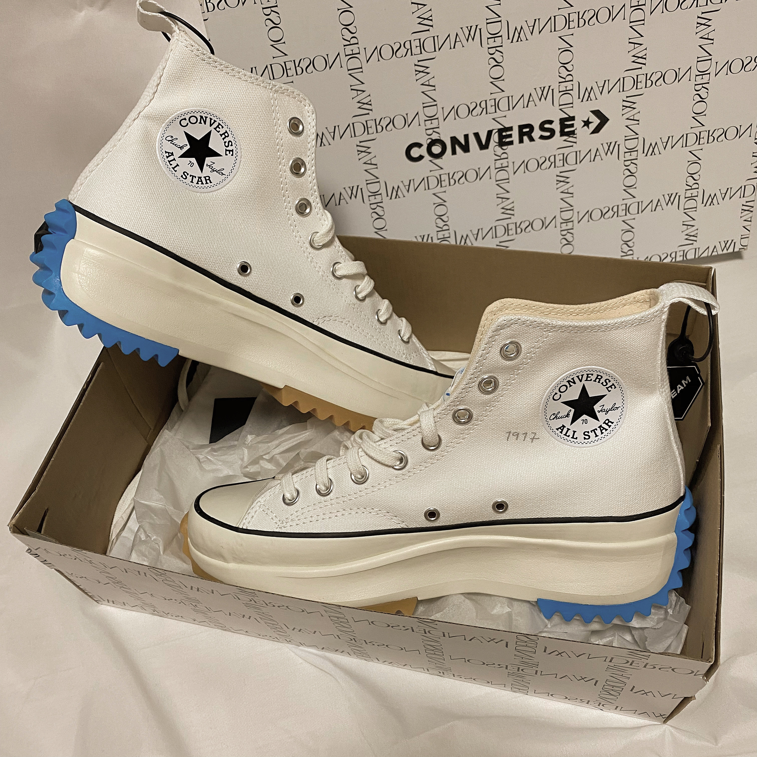 Converse x JW Anderson Run Star Hike Hi White 착용 스타일