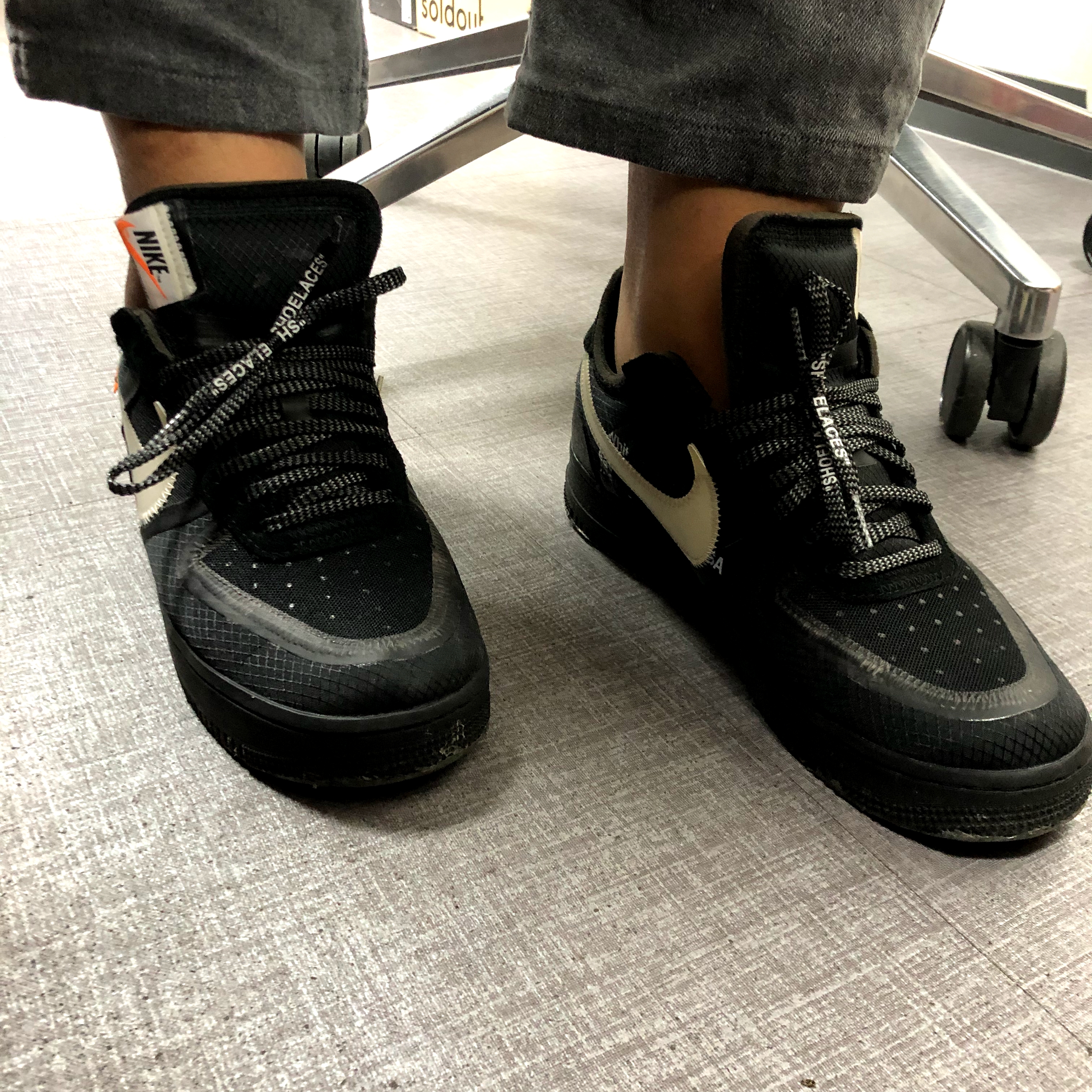 Nike x Off-White Air Force 1 Low Black White 착용 스타일