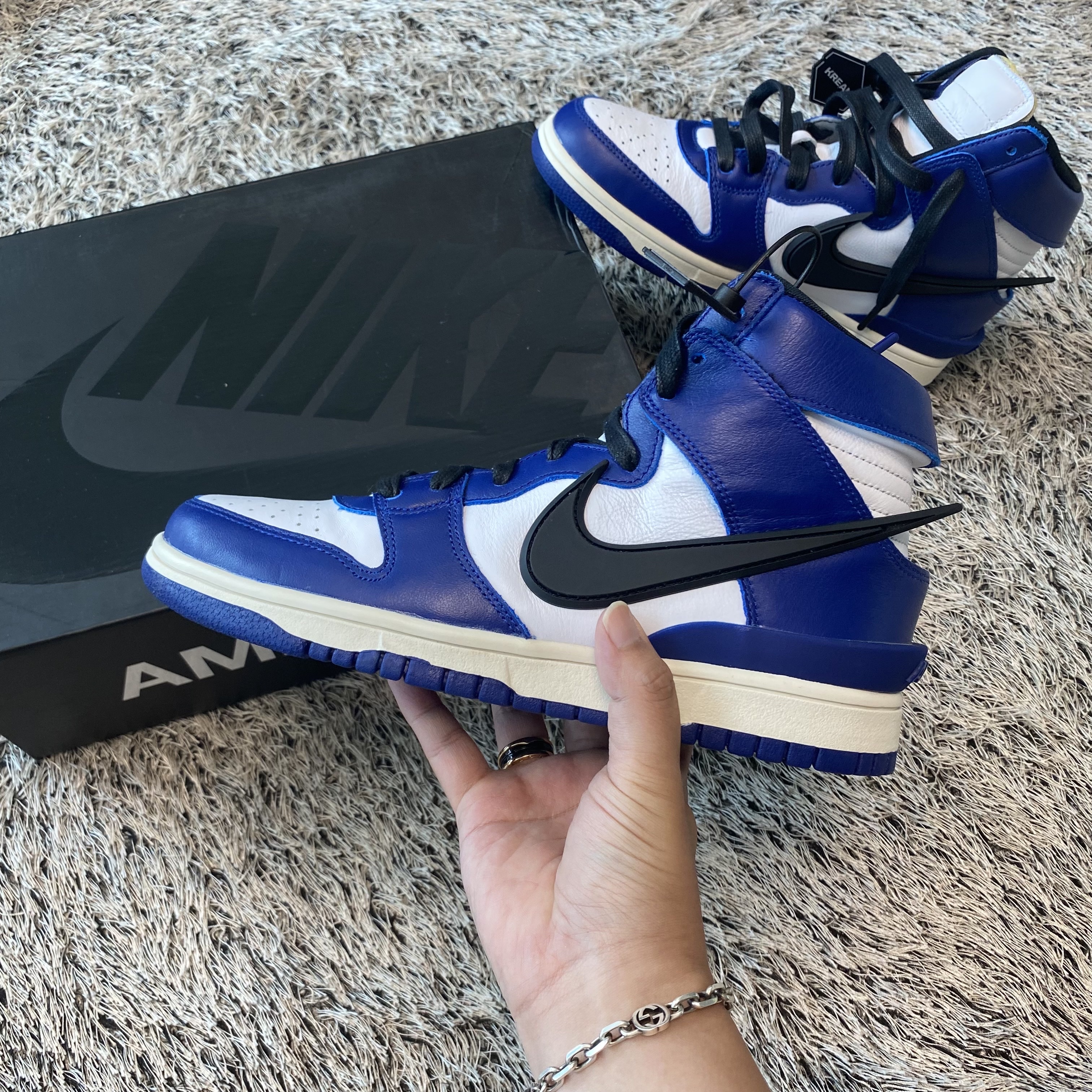Nike x Ambush Dunk High Deep Royal Blue 착용 스타일 - 1