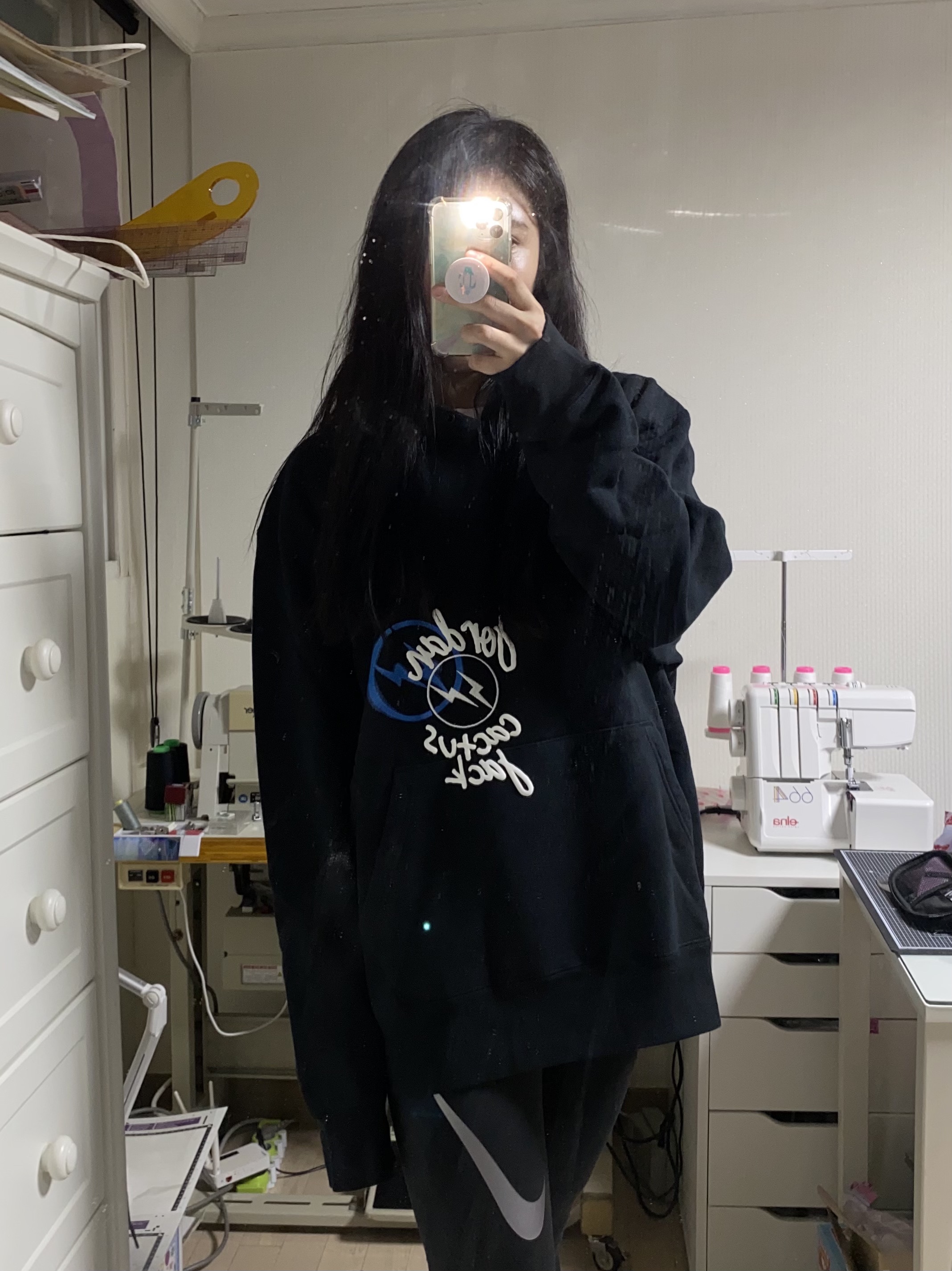 Jordan x Travis Scott x Fragment Hoodie Black (DJ0615-010) 착용 스타일 - 2