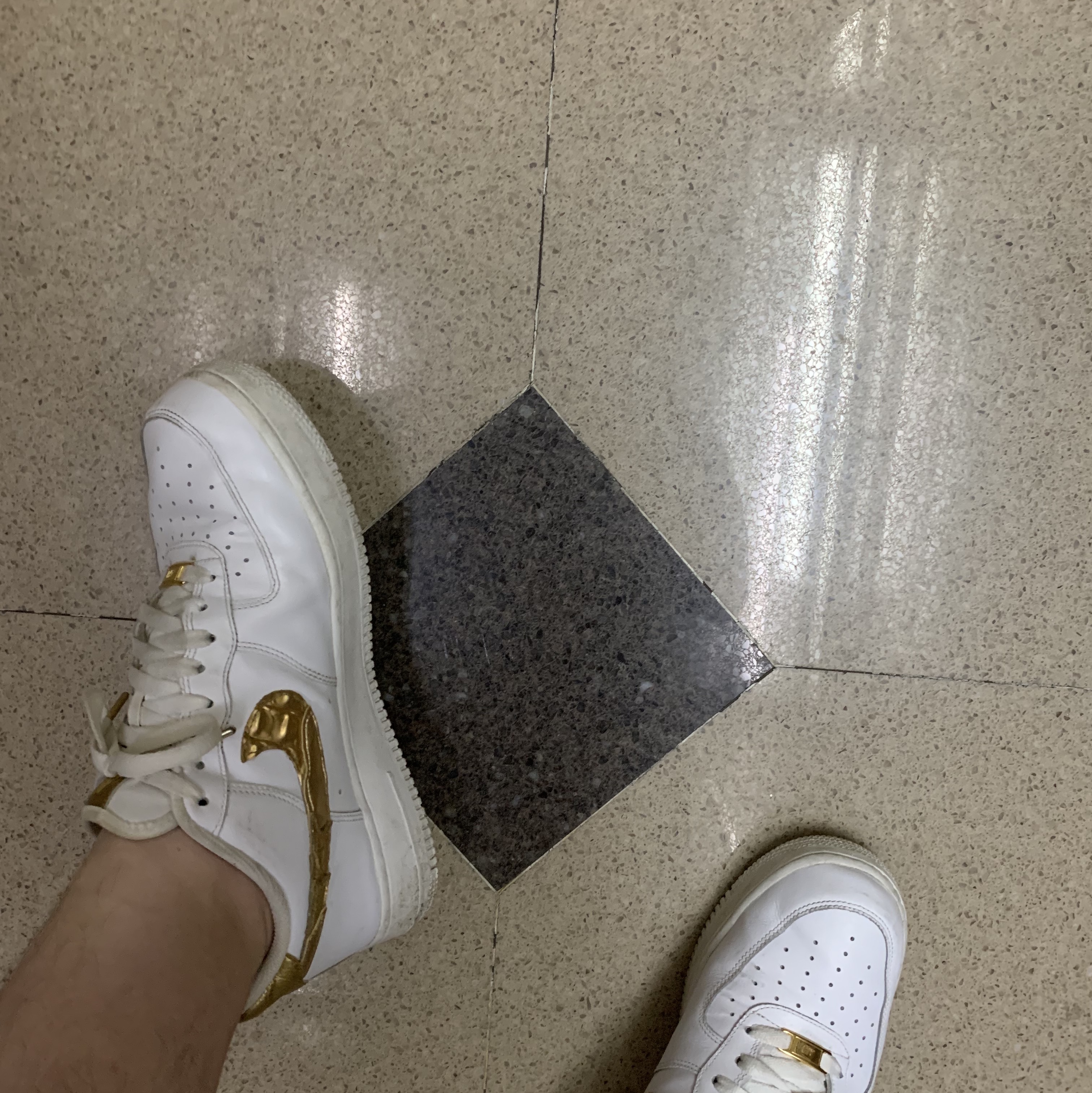 Nike Air Force 1 Low CR7 Golden Patchwork 착용 스타일 - 2