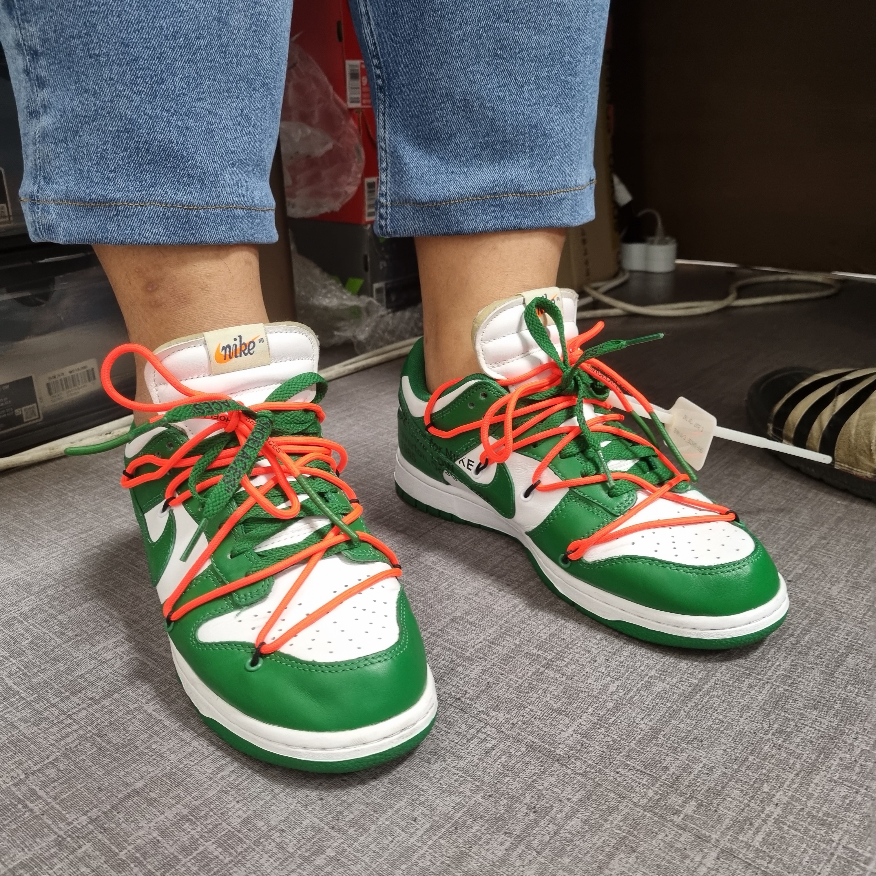 Nike x Off-White Dunk Low Pine Green 착용 스타일