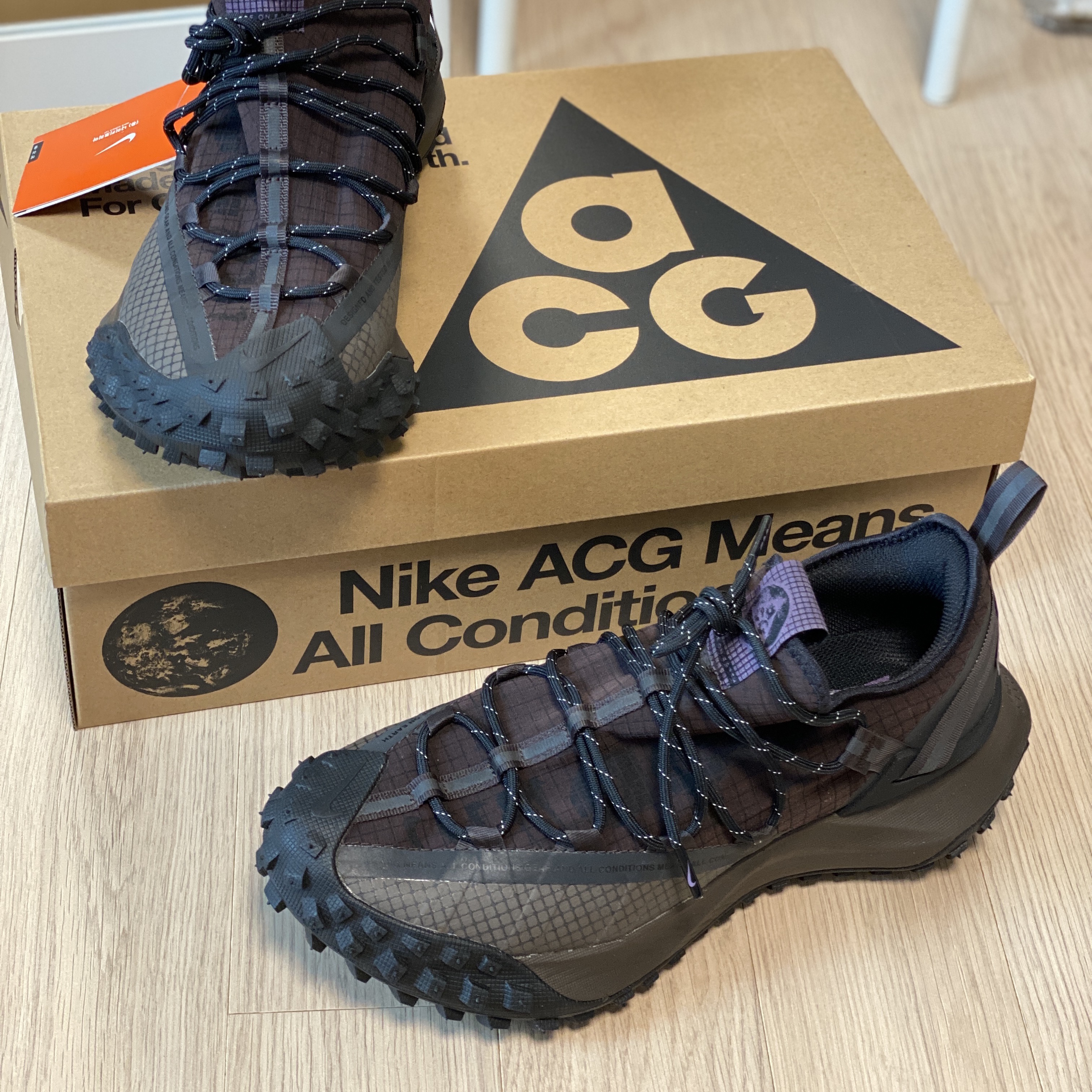 Nike ACG Mountain Fly Low Brown Basalt 착용 스타일