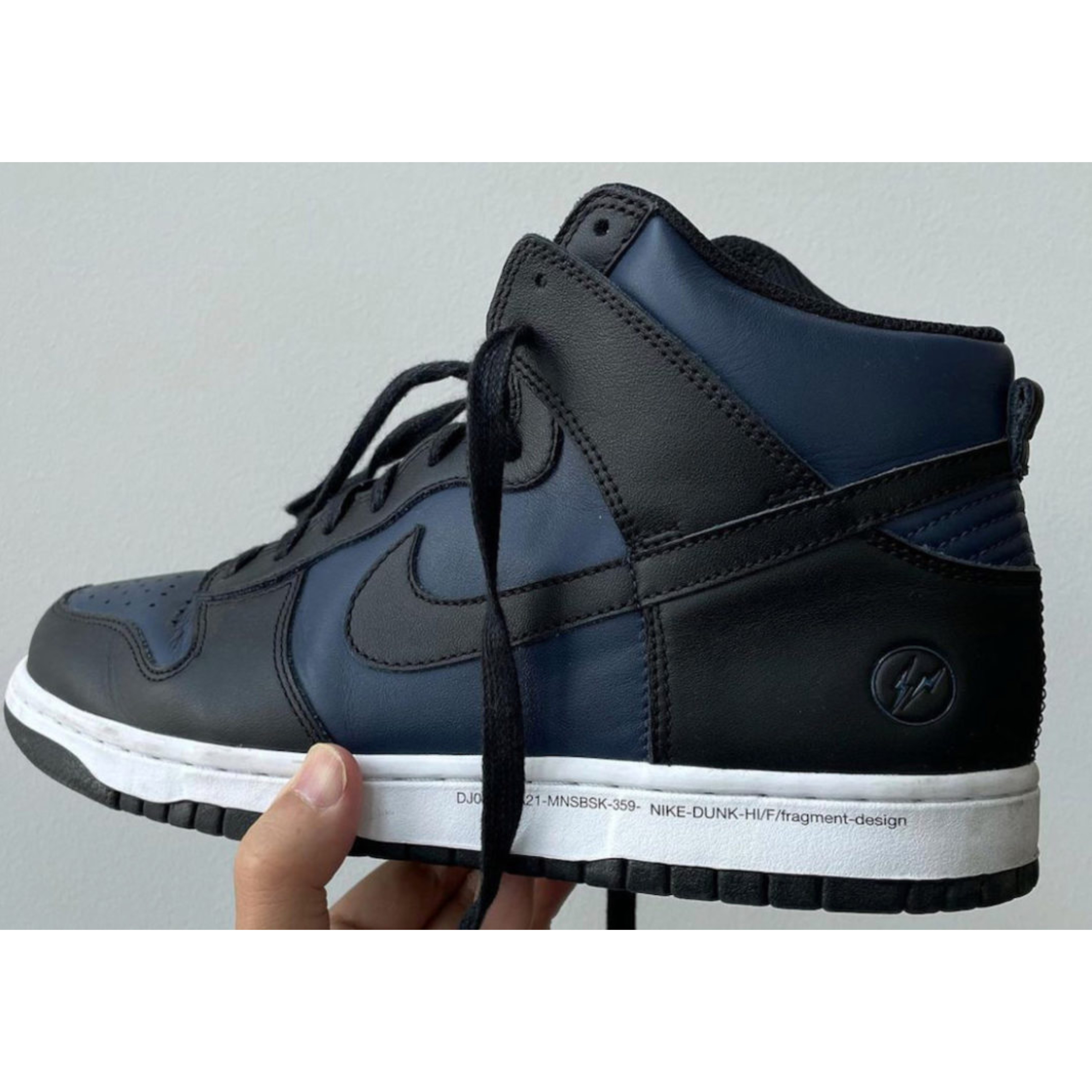 Nike x Fragment Dunk High Black 착용 스타일 - 3