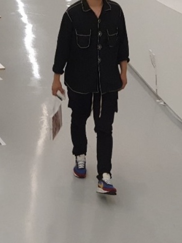 Nike x Sacai LDWaffle Blue Multi 착용 스타일
