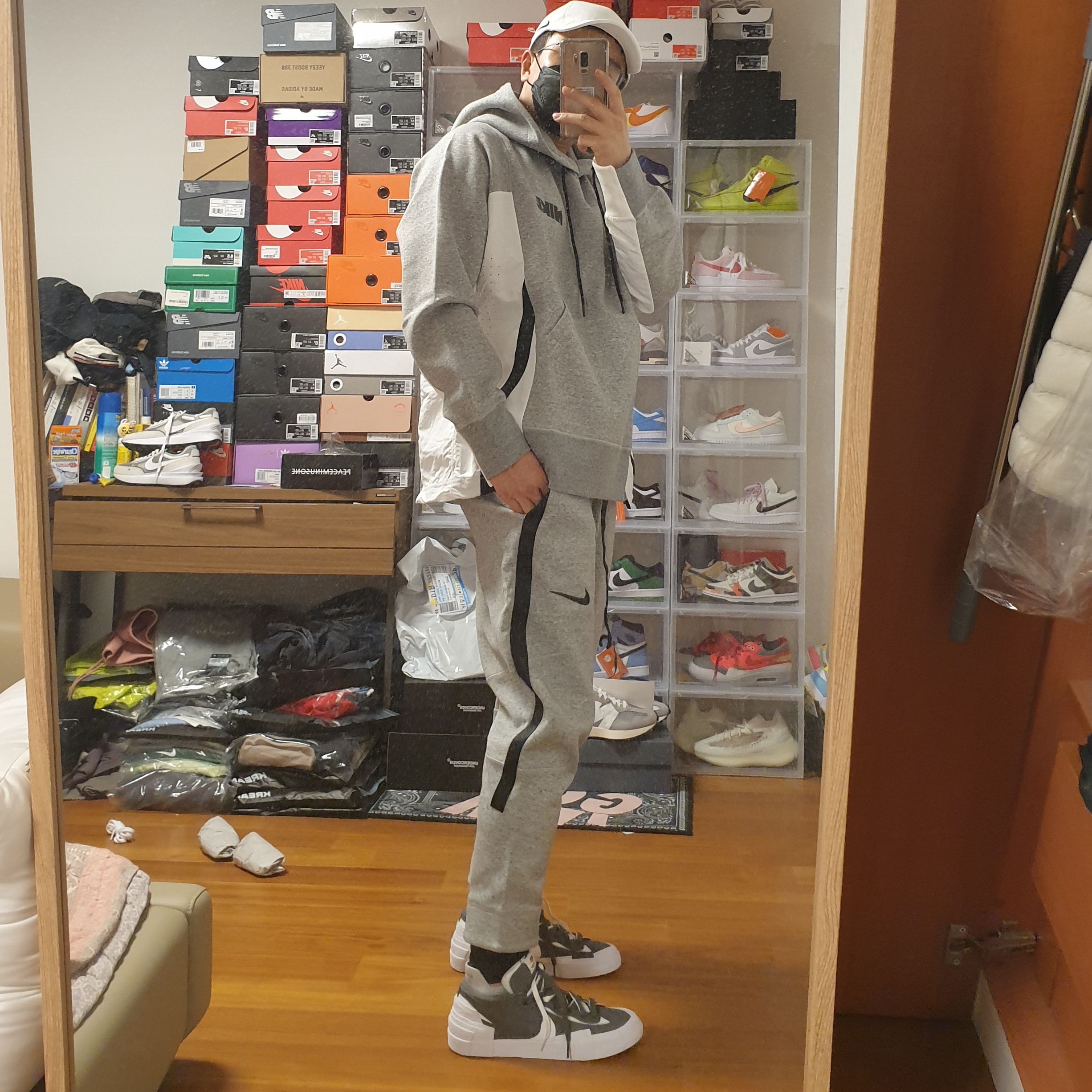 Nike x Sacai Blazer Low Iron Grey, Nike x Sacai NRG Fleece Pants Dark Grey Heather - Asia 착용 스타일 - 3