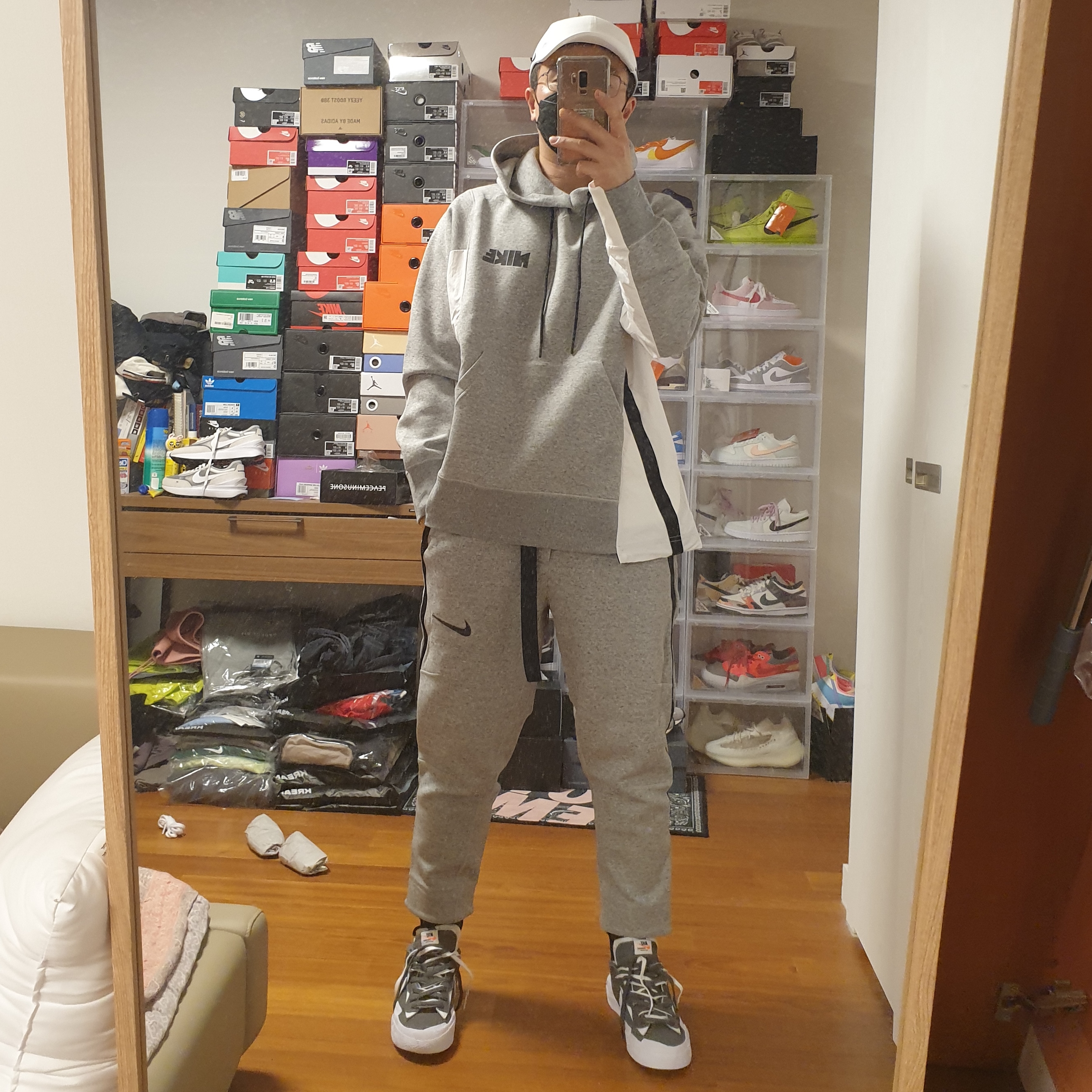 Nike x Sacai Blazer Low Iron Grey, Nike x Sacai NRG Fleece Pants Dark Grey Heather - Asia 착용 스타일 - 2