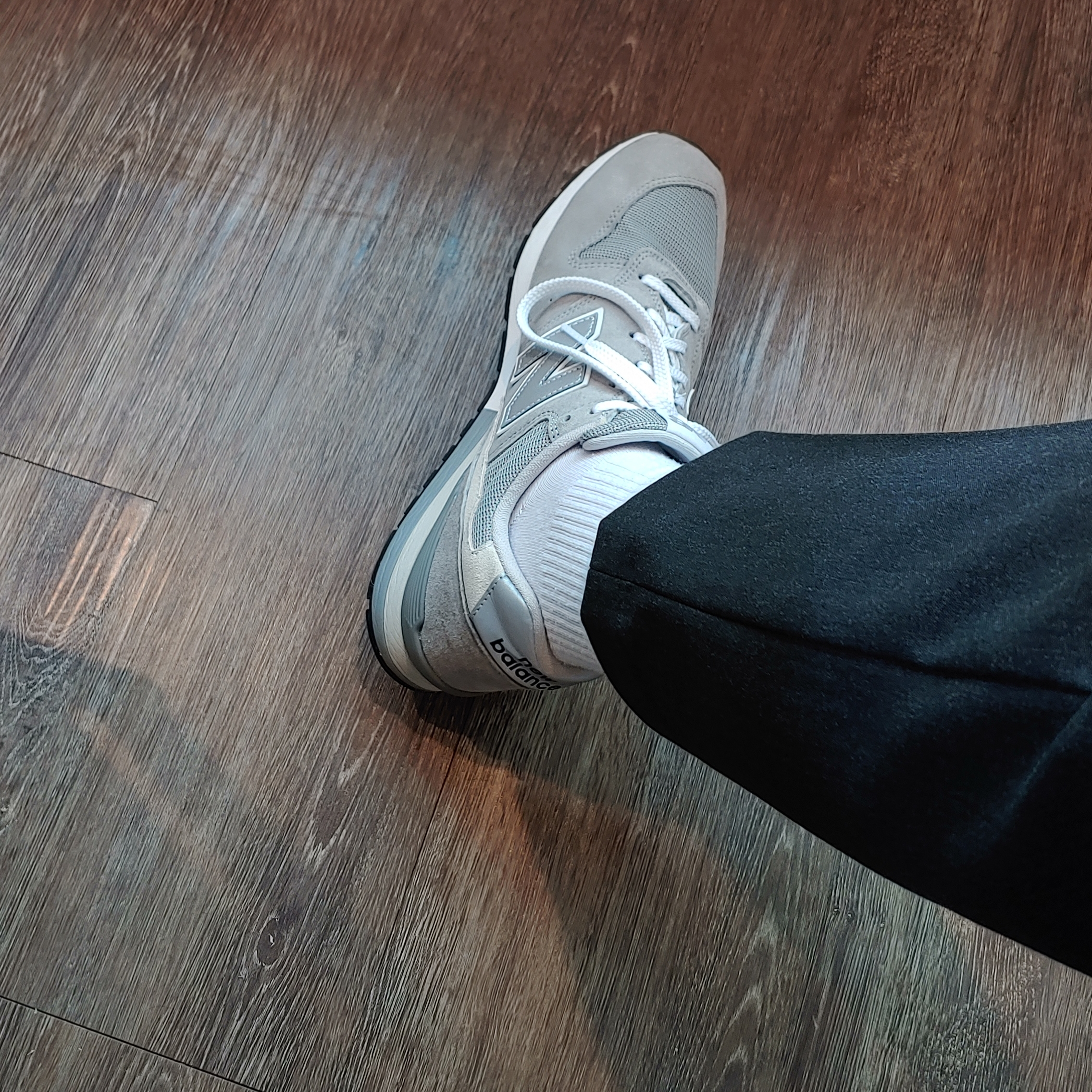 New Balance 996 Grey 착용 스타일