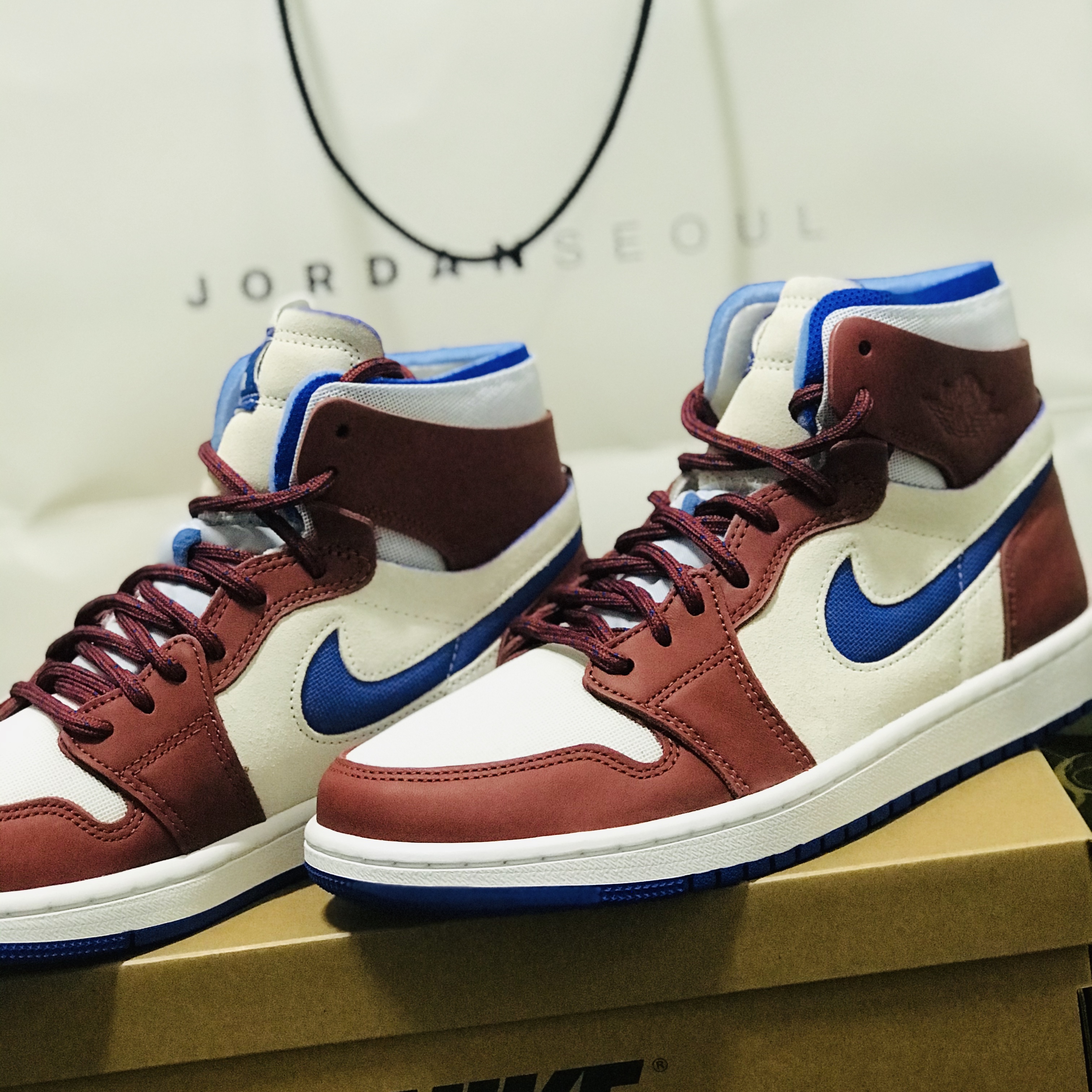(W) Jordan 1 Zoom Air CMFT Team Red 착용 스타일 - 1