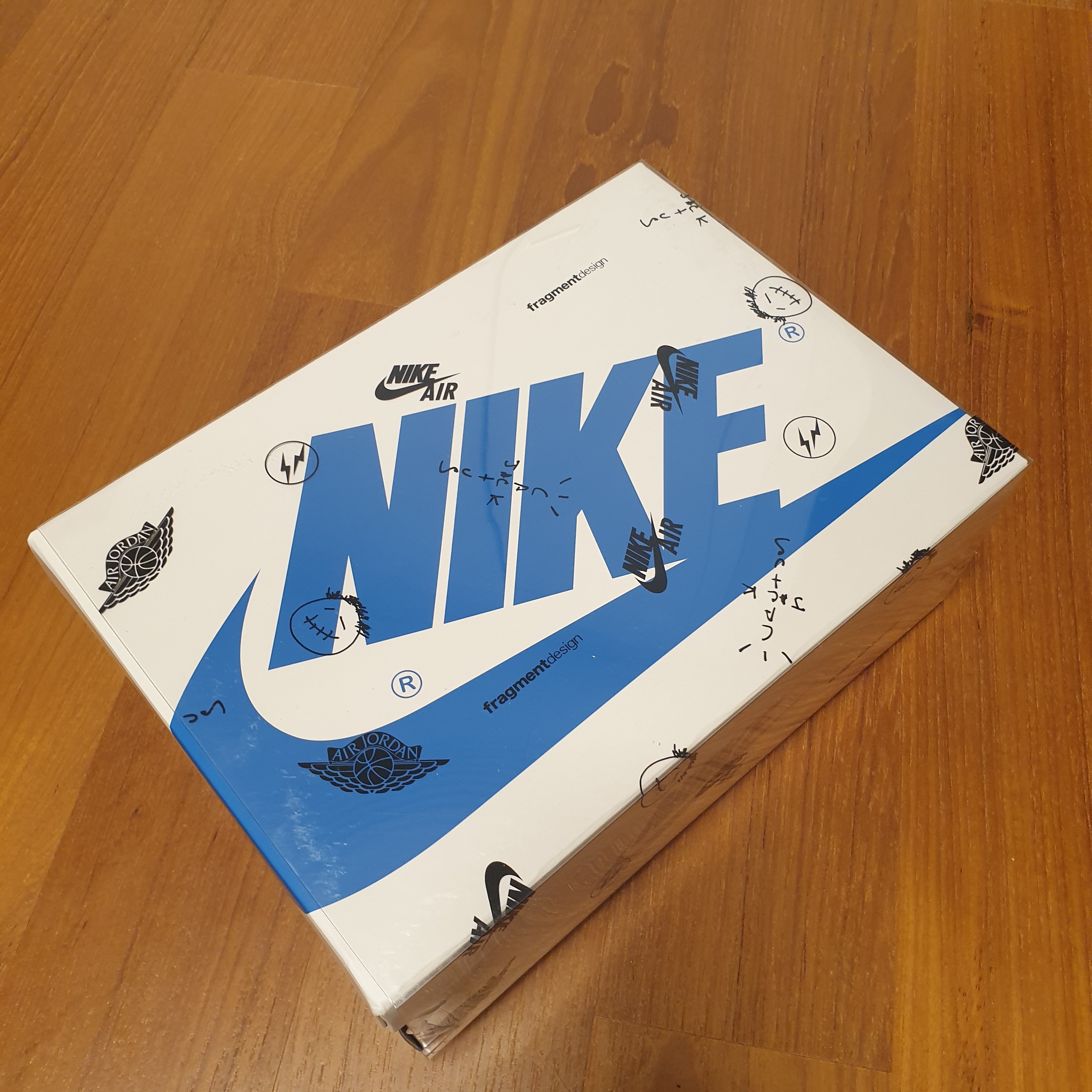Jordan 1 x Travis Scott x Fragment Retro Low OG SP Military Blue 착용 스타일 - 4
