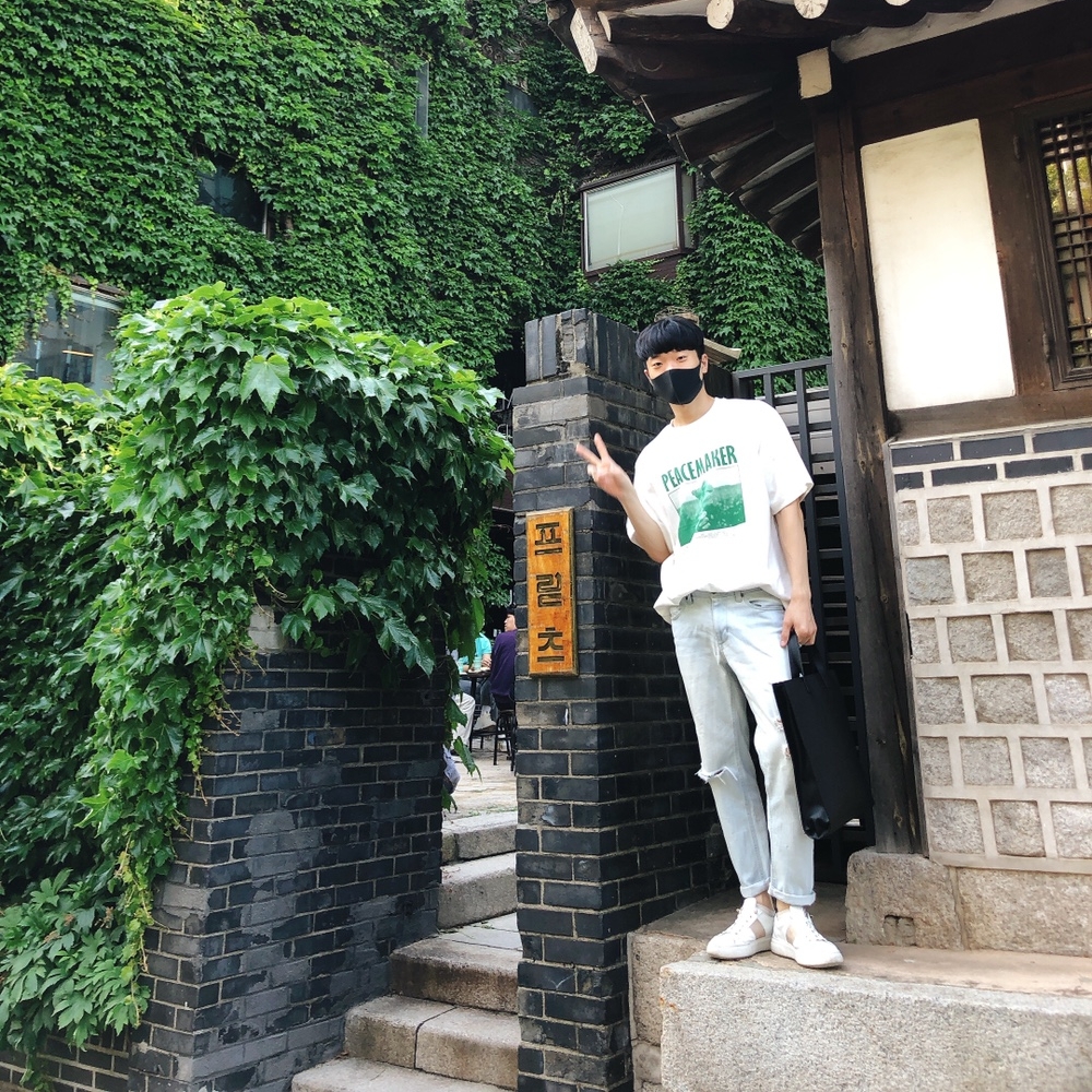 KREAM 프로필 이미지