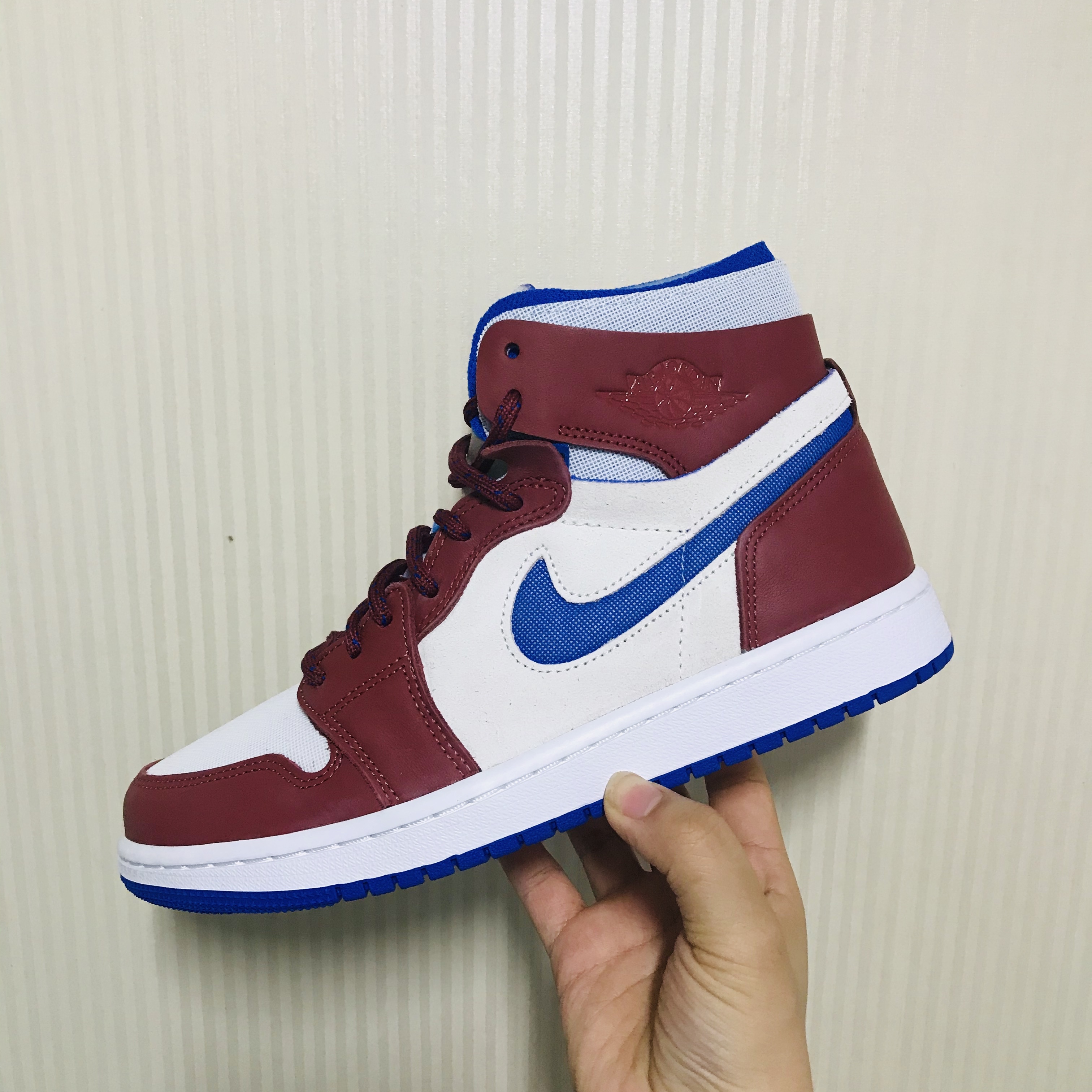 (W) Jordan 1 Zoom Air CMFT Team Red 착용 스타일 - 2
