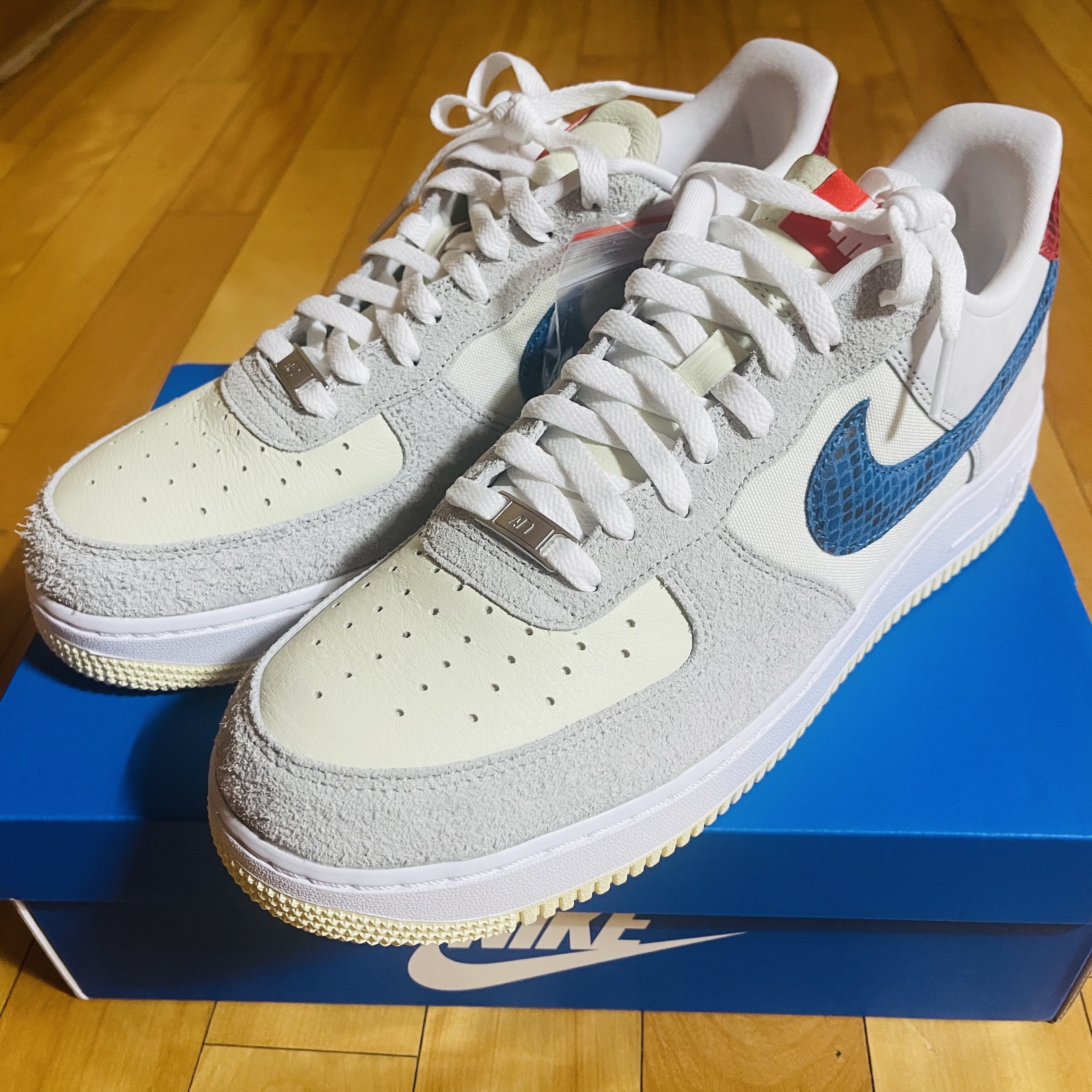 Nike x Undefeated Air Force 1 Low SP 5 On It 착용 스타일