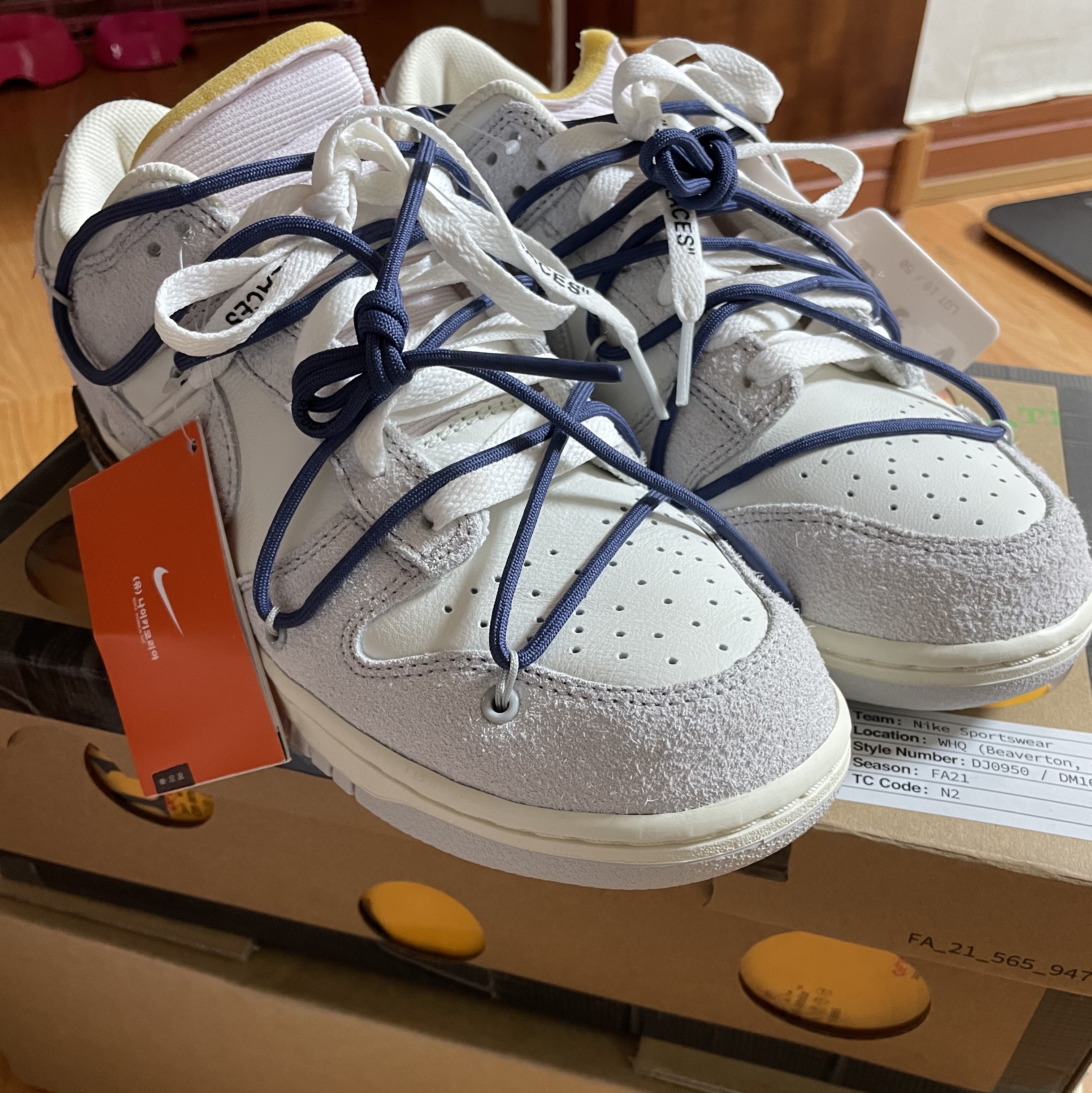 Nike x Off-White Dunk Low The 50 - Lot 18 착용 스타일