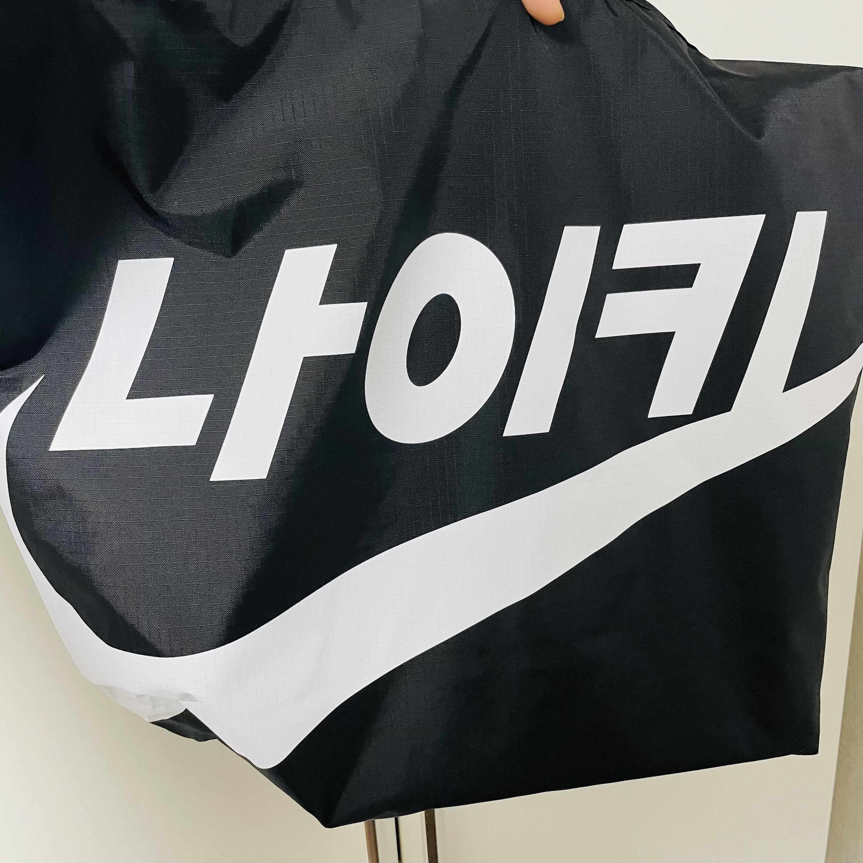 Nike Dunk Low SE Seoul (With Special Gift) 착용 스타일 - 2
