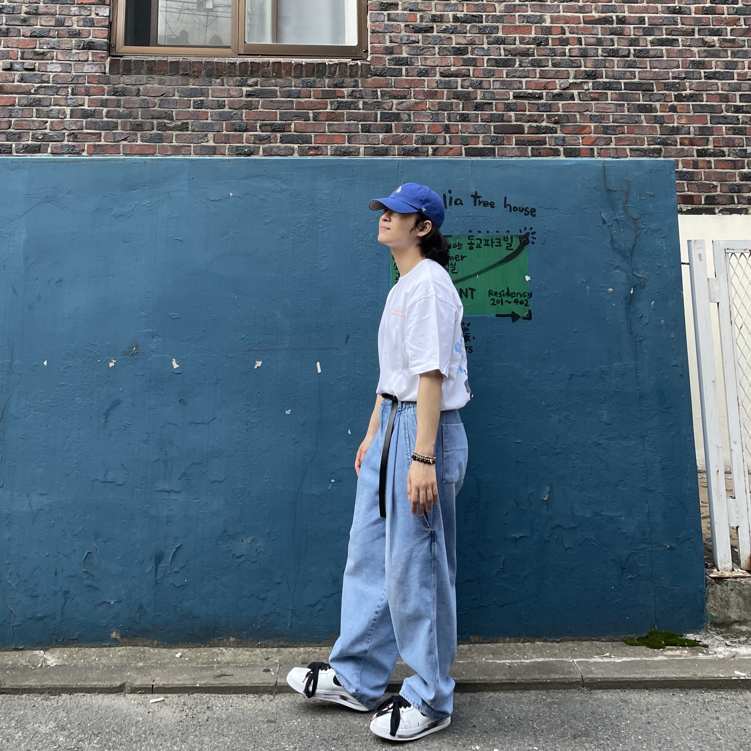 Nike x Peaceminusone Air Force 1 Low Para-Noise 2.0 착용 스타일 - 2