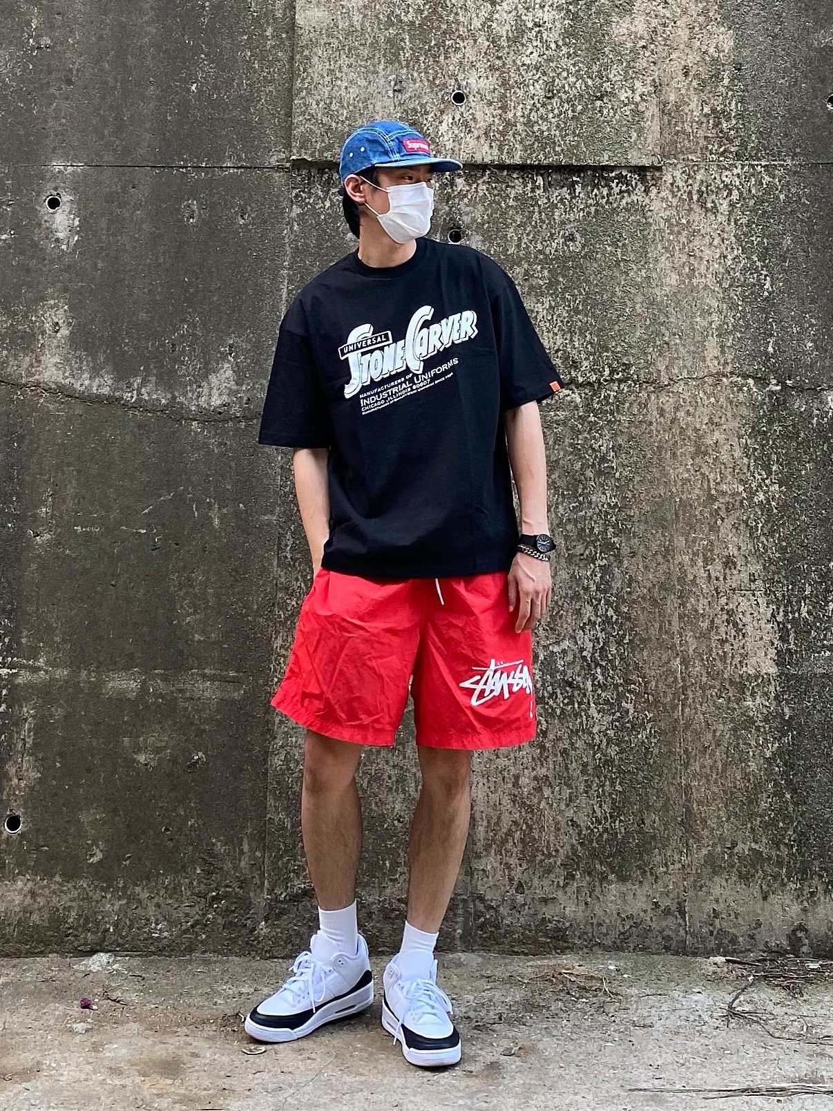 Nike x Stussy Water Shorts Habanero Red, Jordan 3 x Fragment Retro SP White Black 착용 스타일 - 2