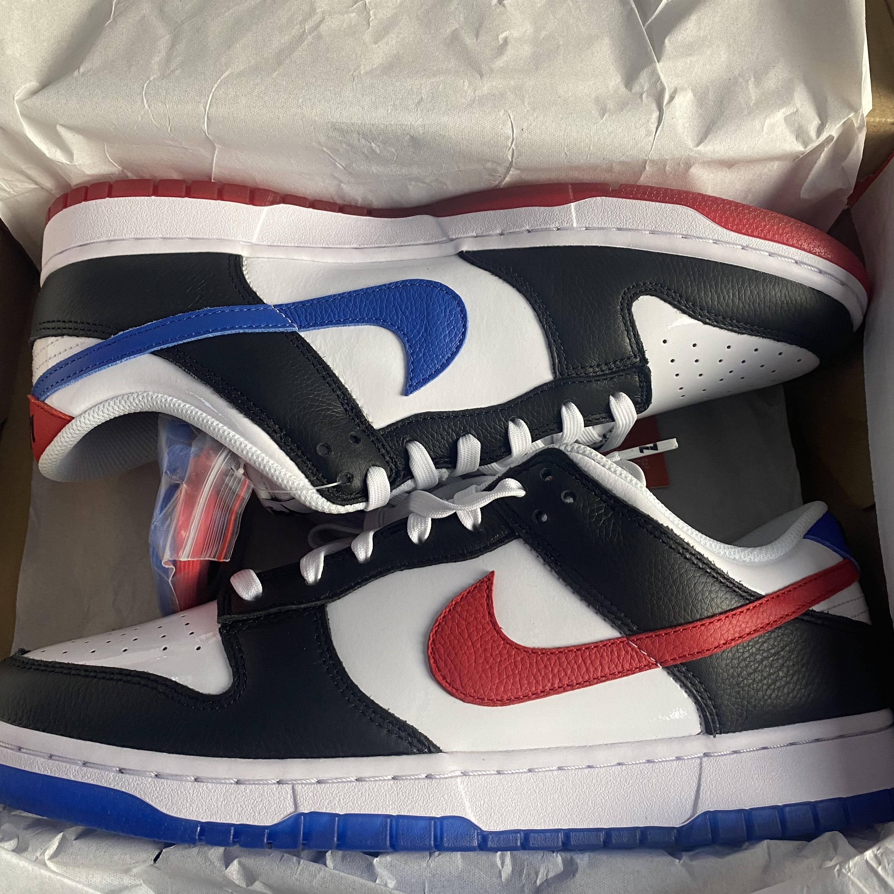 Nike Dunk Low SE Seoul (With Special Gift) 착용 스타일 - 1