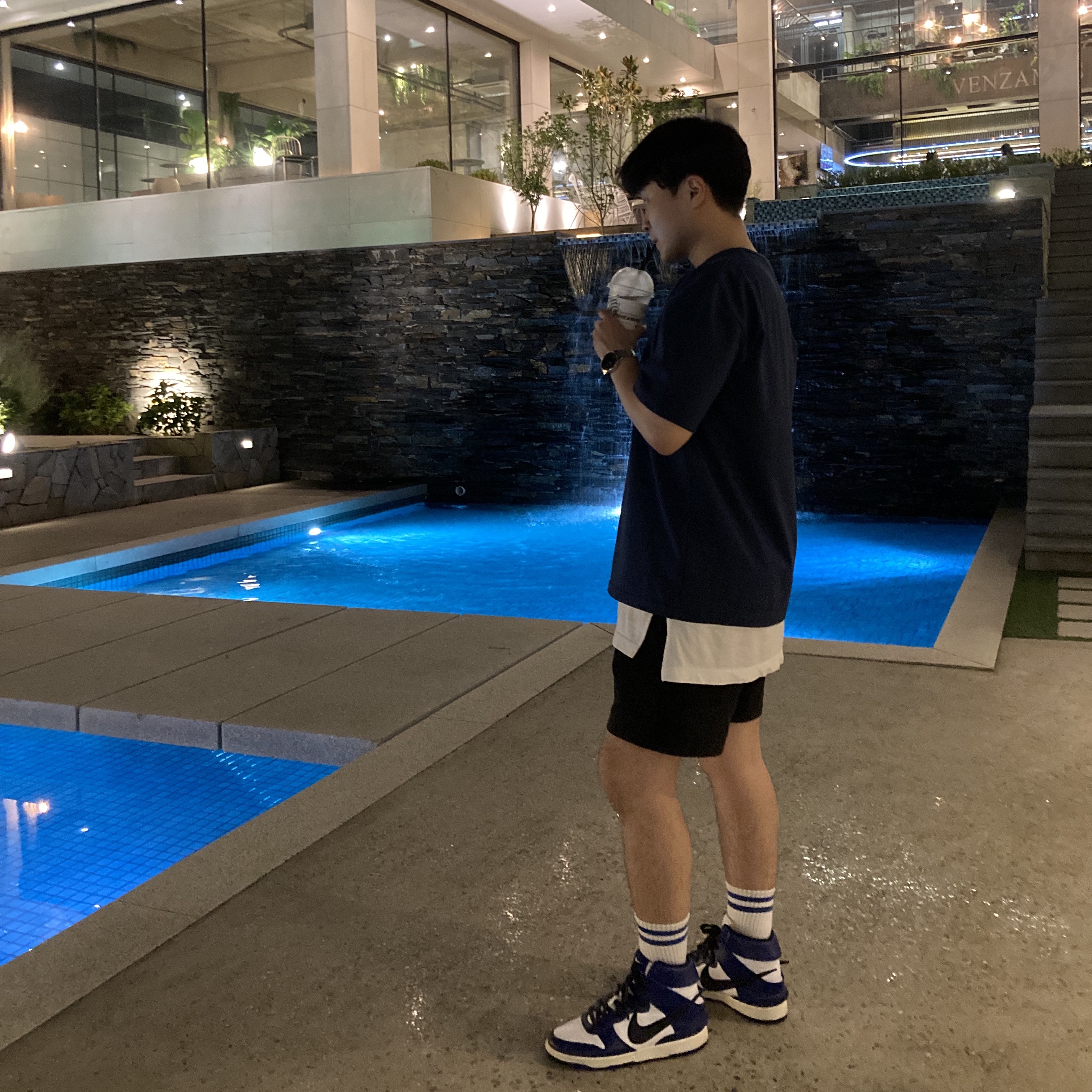 Nike x Ambush Dunk High Deep Royal Blue 착용 스타일