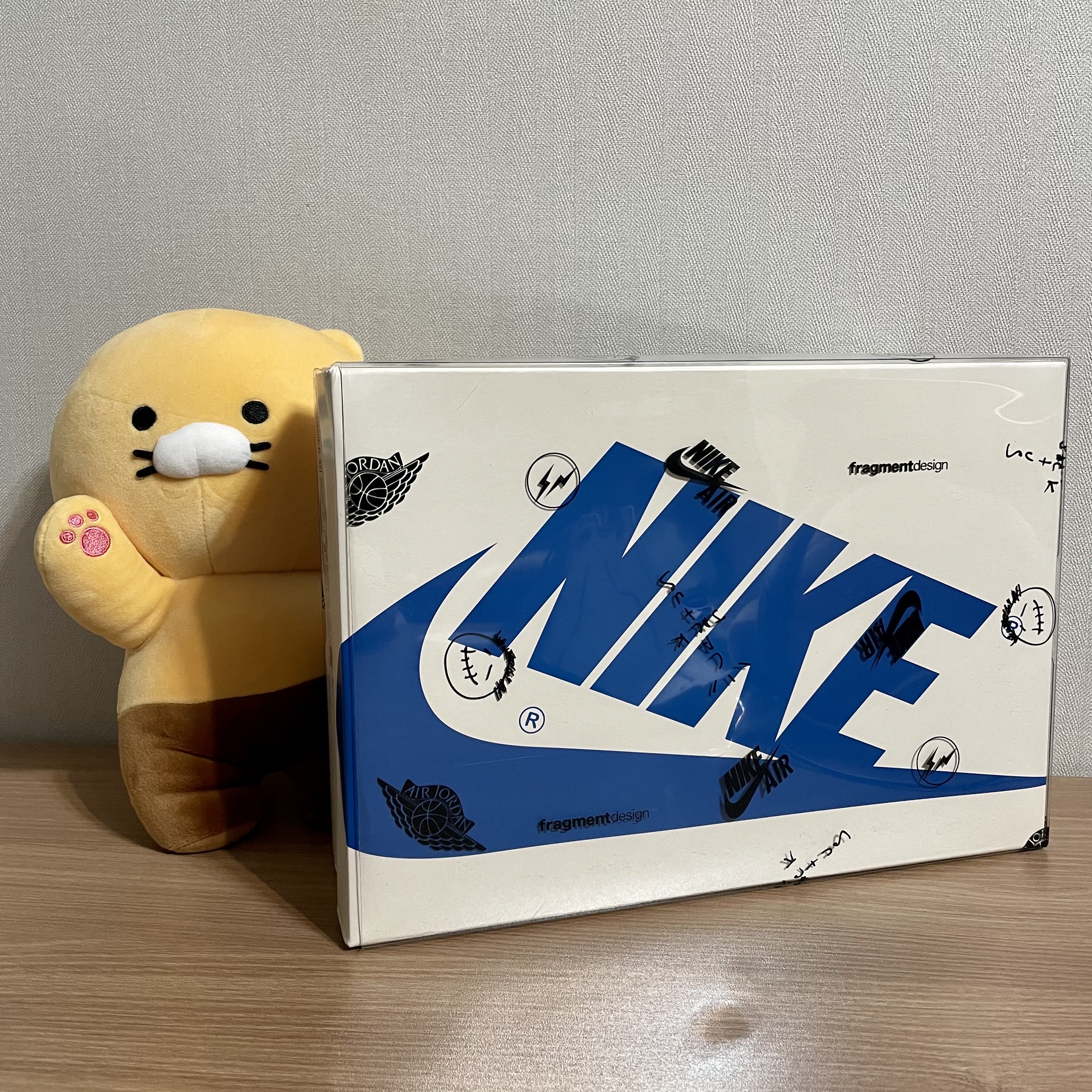 Jordan 1 x Travis Scott x Fragment Retro Low OG SP Military Blue 착용 스타일 - 1