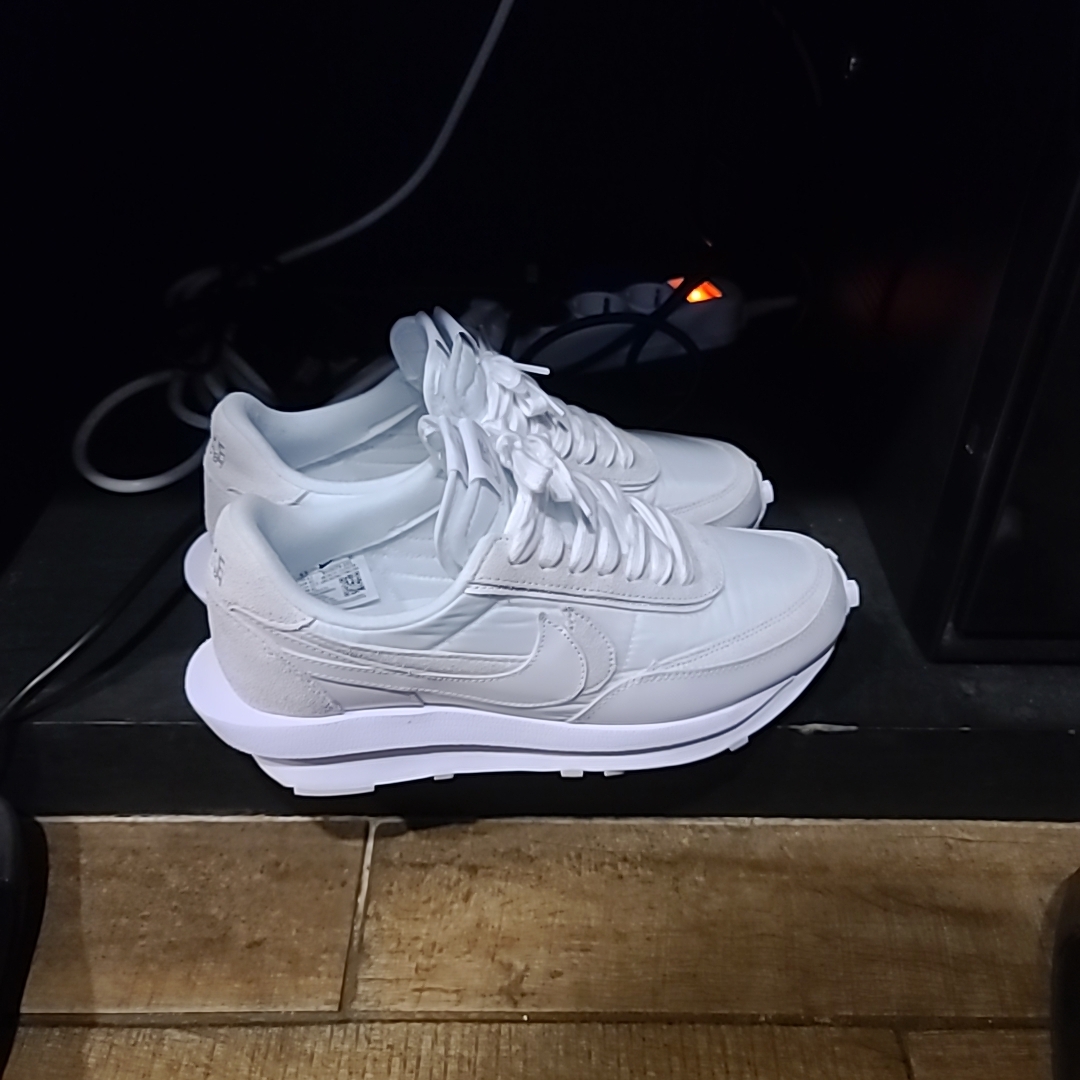 Nike x Sacai LDWaffle White Nylon 착용 스타일