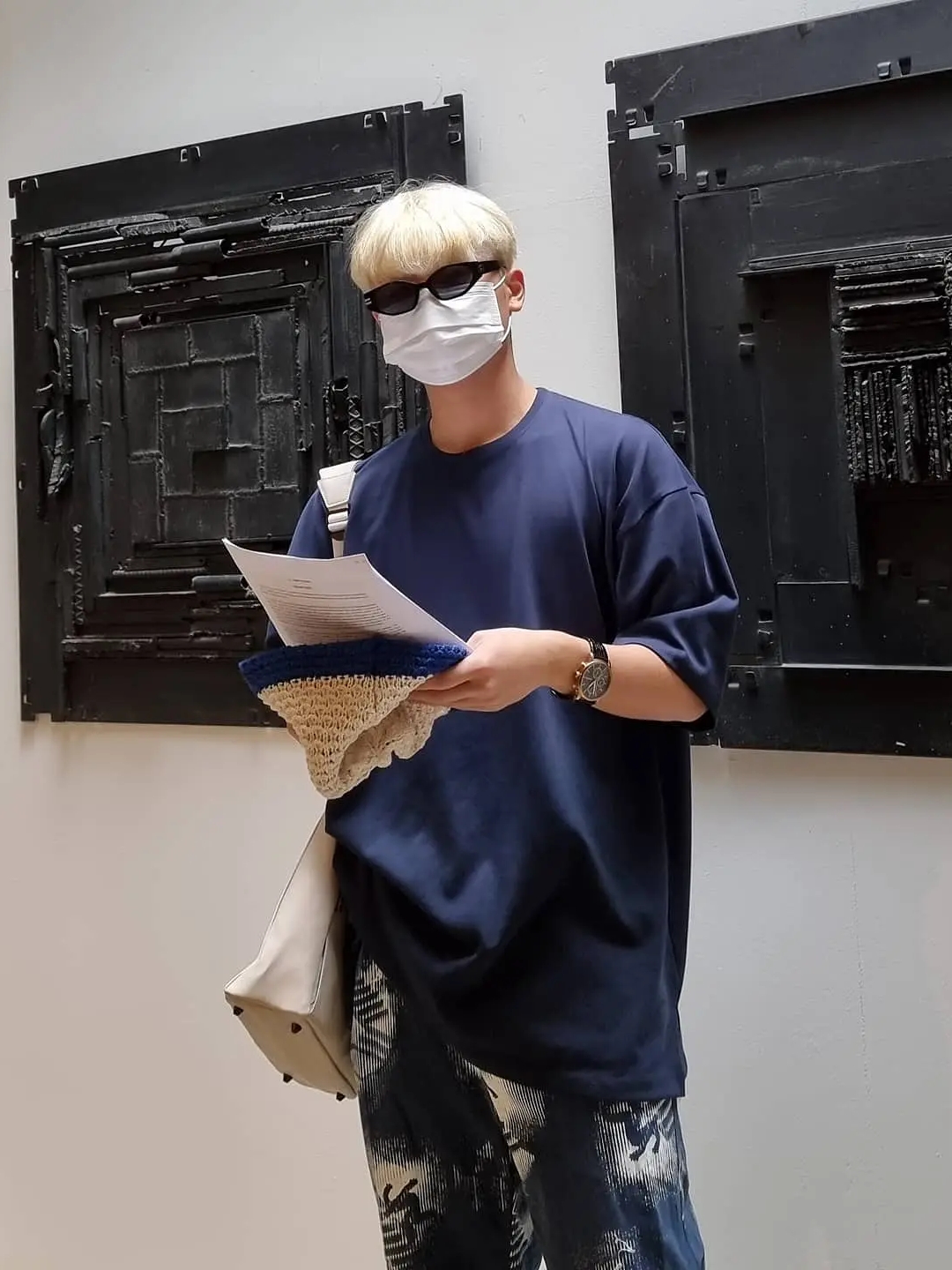 Balenciaga Track.2 Sneakers Black 착용 스타일 - 3