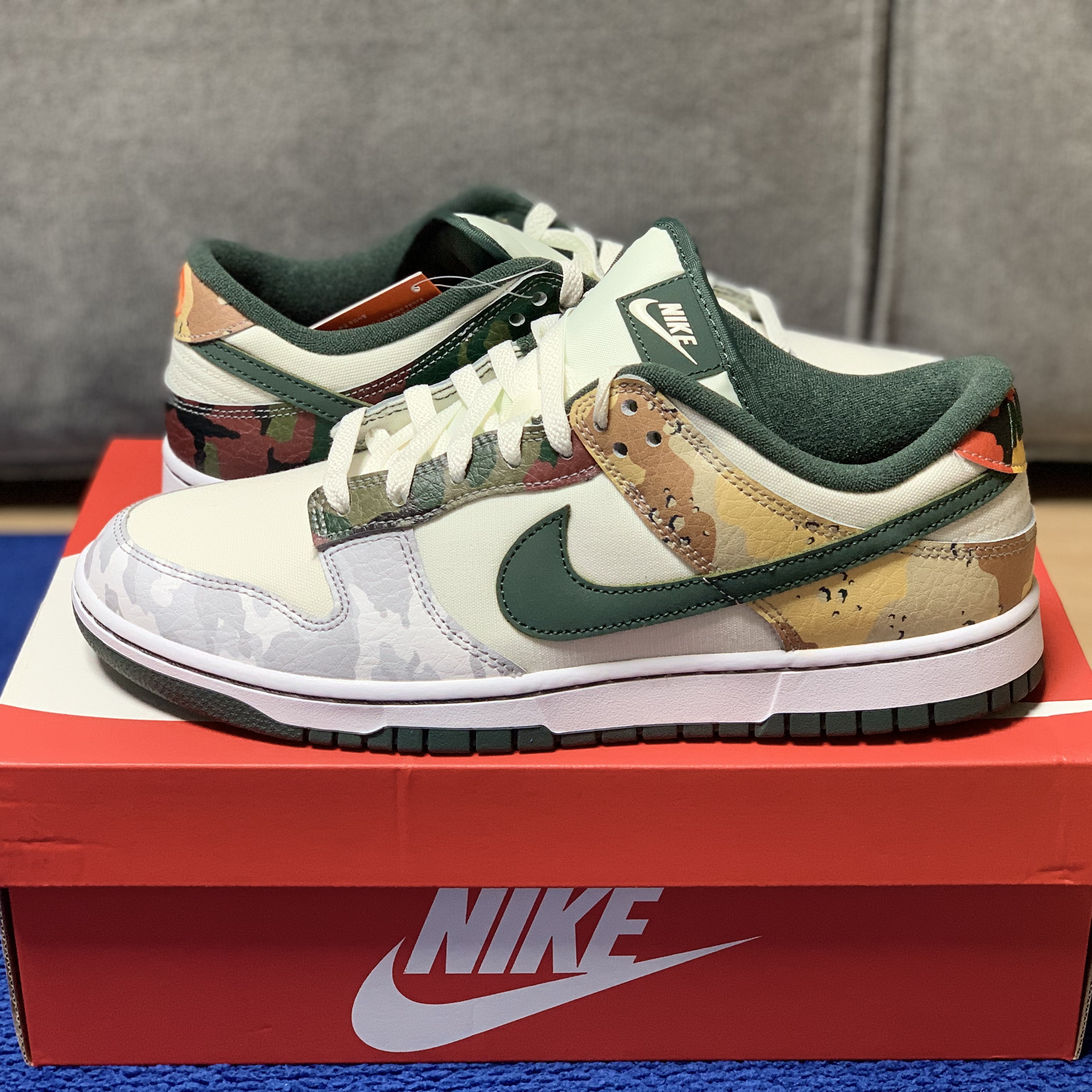 Nike Dunk Low SE Sail Multi Camo 착용 스타일 - 2