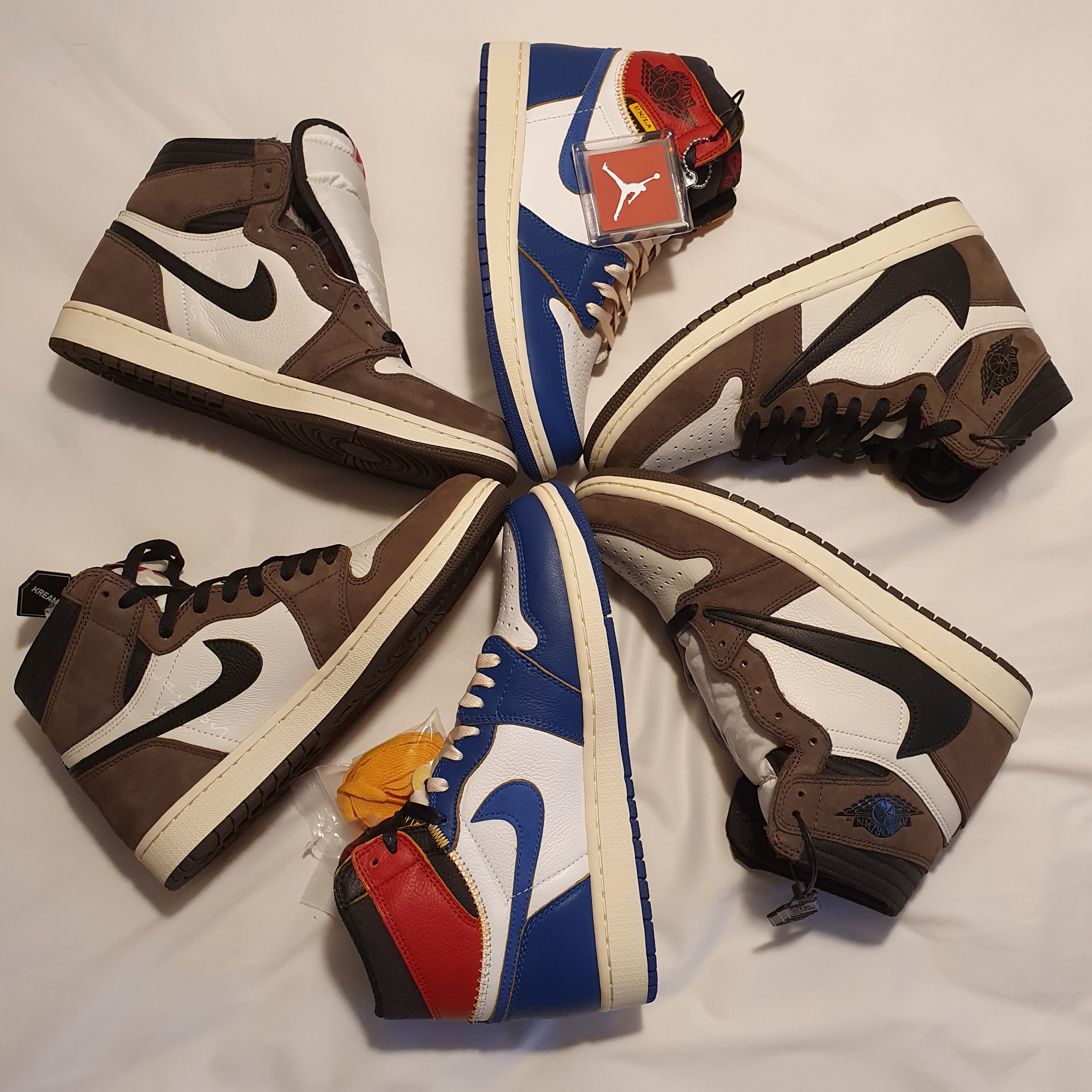 Jordan 1 x Travis Scott Retro High OG SP Mocha, Jordan 1 x Union Retro High Blue Toe 착용 스타일