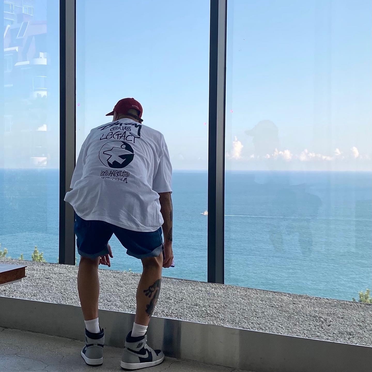 Stussy x Our Legacy Surfman T-Shirt White - 21SS, Jordan 1 Retro High OG Shadow 2.0 착용 스타일 - 2