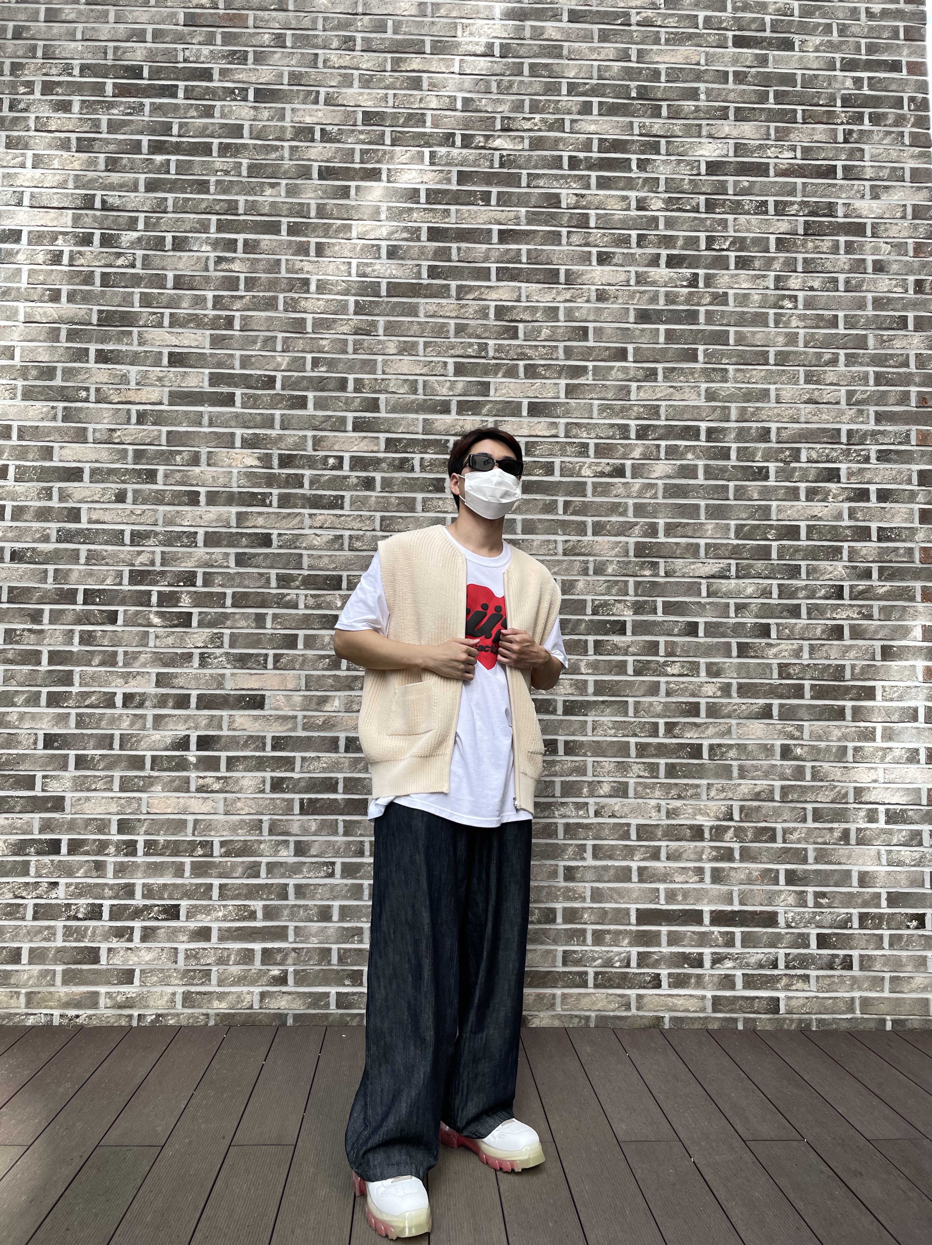 Stussy x Cactus Plant Flea Market Heart T-Shirt 착용 스타일 - 2