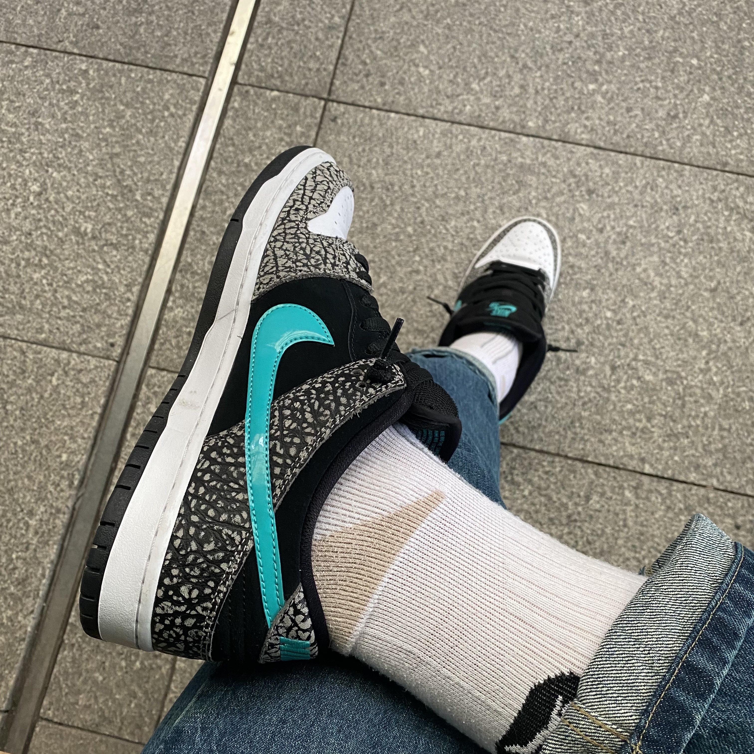 Nike SB Dunk Low Pro Clear Jade 착용 스타일