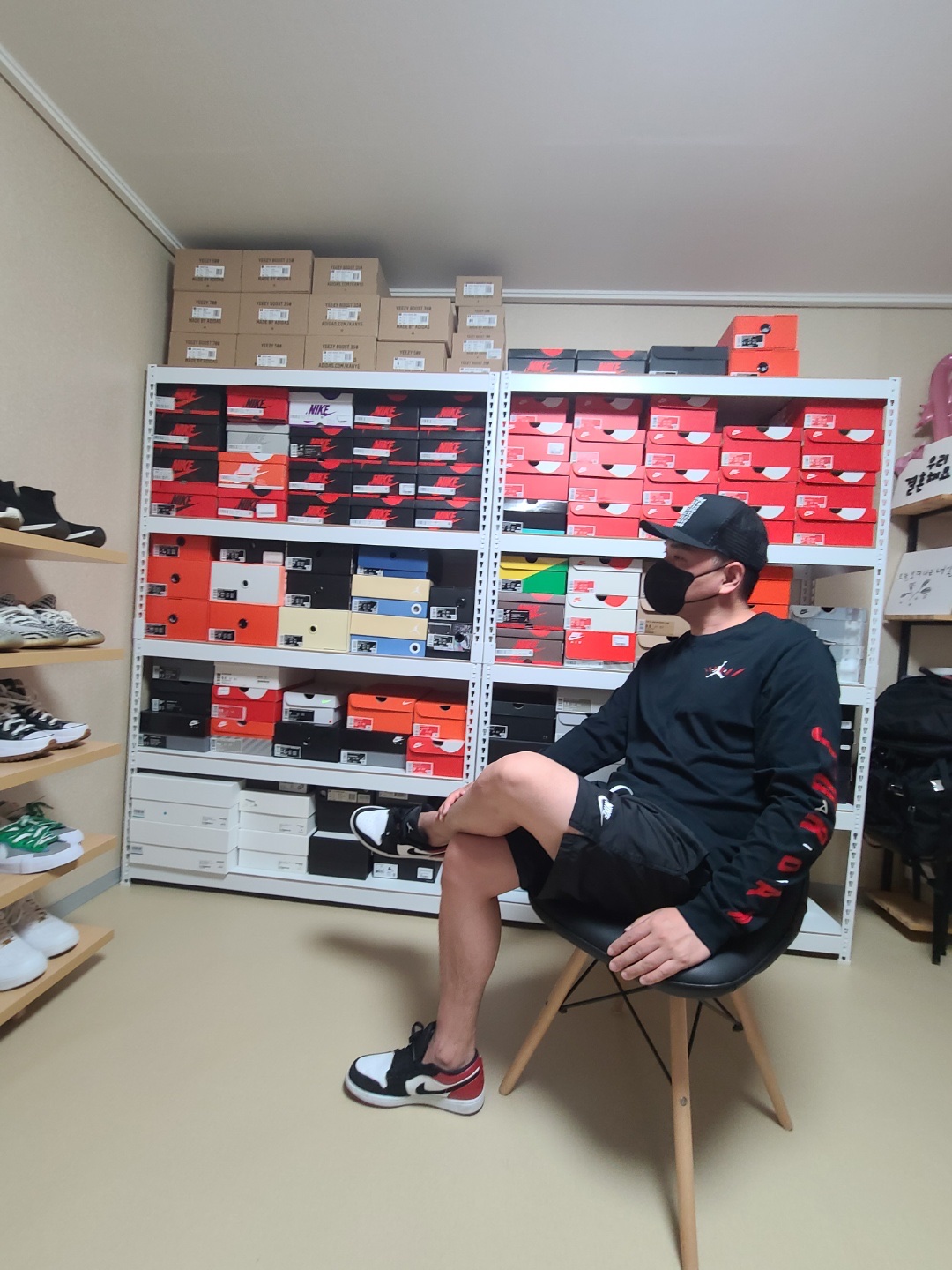 Jordan 1 Low Black Toe, Adidas Yeezy Boost 350 V2 Zebra 2017/2019/2020 착용 스타일