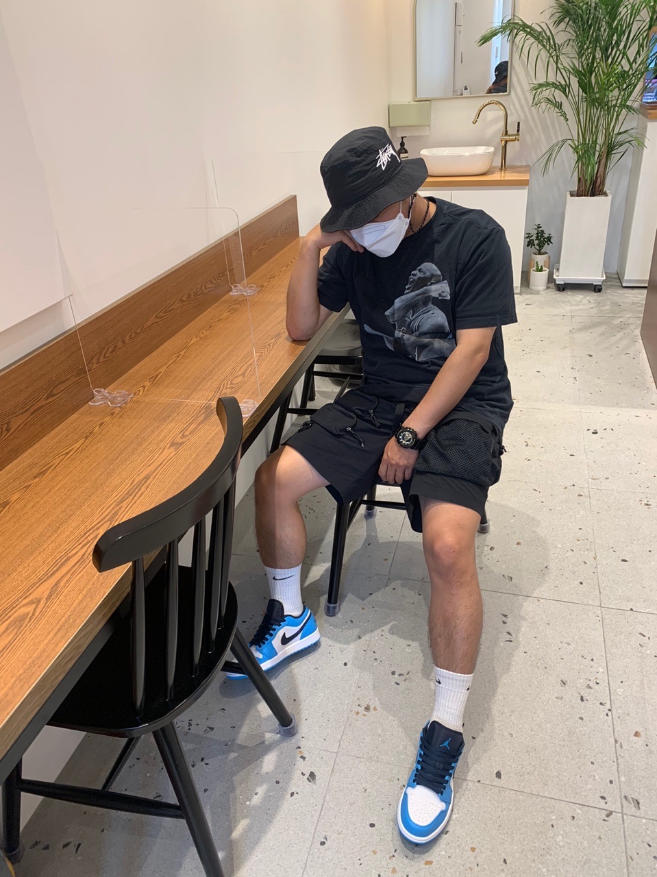 Jordan 1 Low Dark Powder Blue, Nike x Stussy Bucket Hat Black 착용 스타일