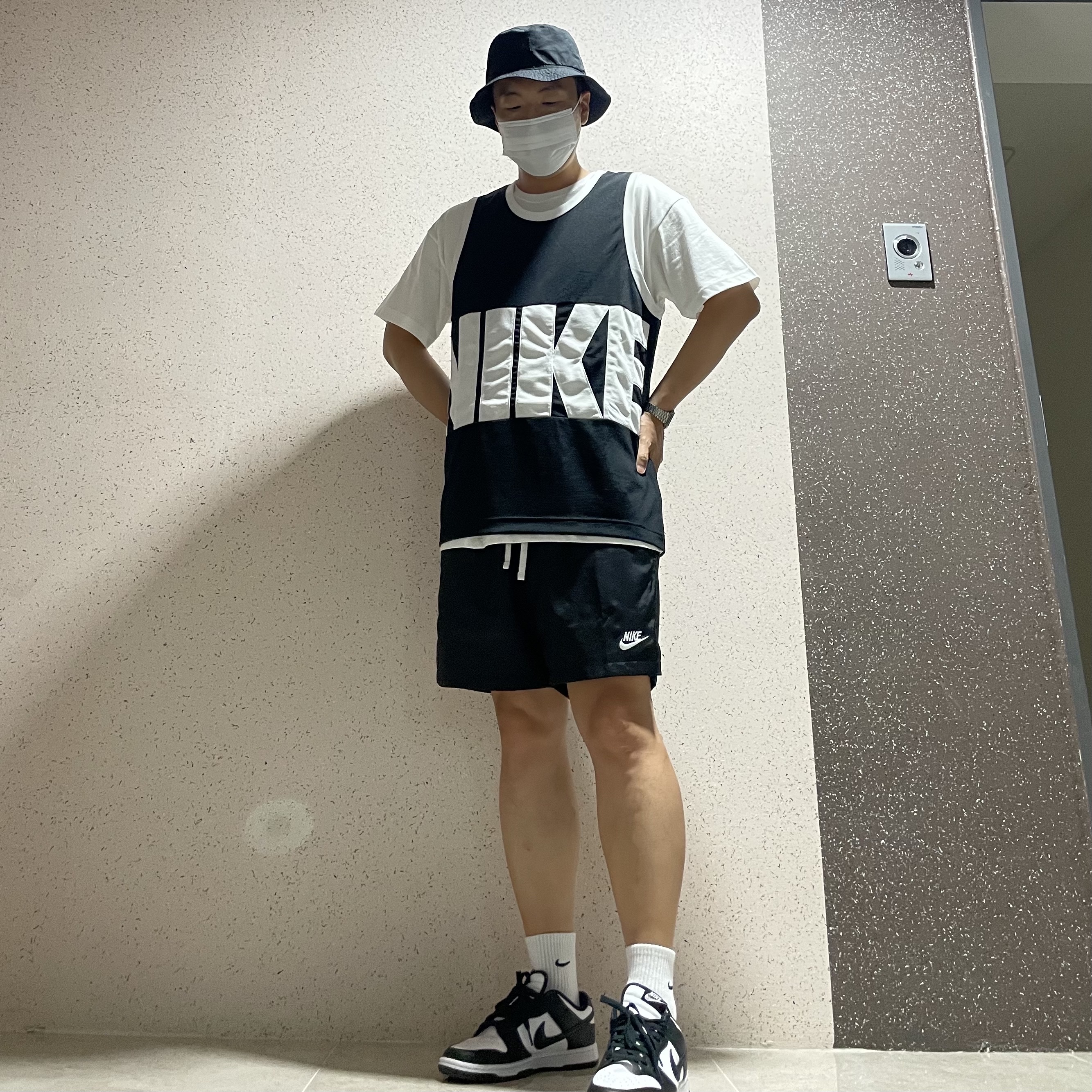 Nike Dunk Low Retro Black, Jordan Jumpman Washed Bucket Hat Black 착용 스타일